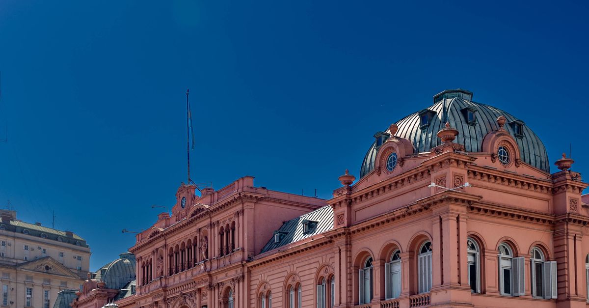 Por qué la confianza en instituciones internacionales se erosiona Por qué la confianza en instituciones internacionales se erosiona