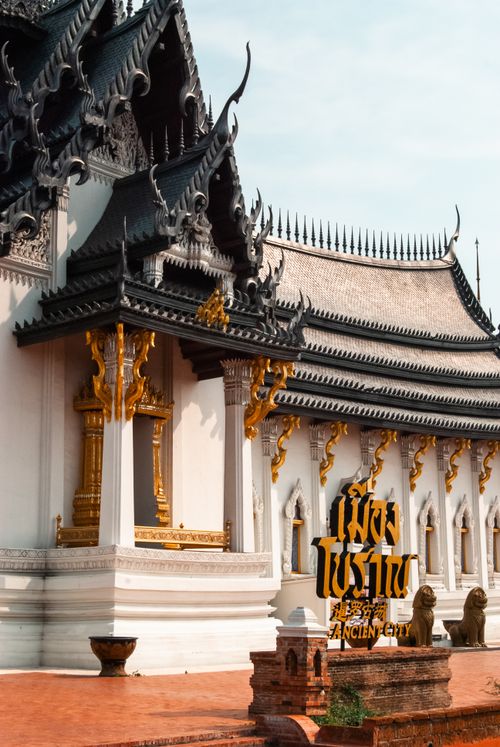 Free Intricate Thai architecture at the Ancient City Museum with ornate detailing and cultural motifs. Stock Photo