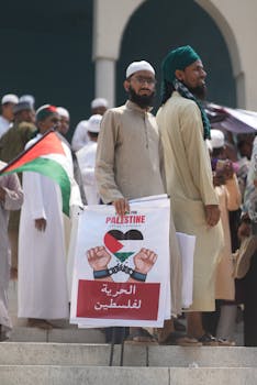 Hamas agrees to latest Gaza ceasefire proposal, source in group says