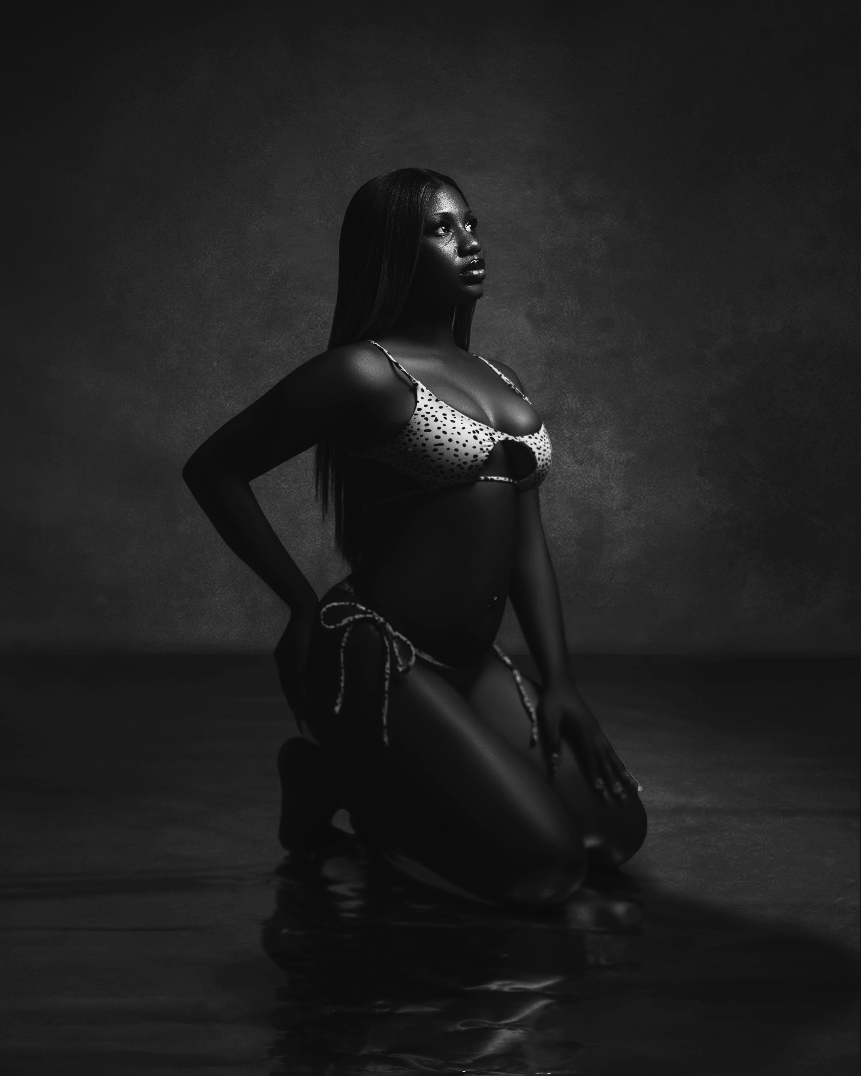 Milana+Vayntrub+Bikini+Images Photos, Download The BEST Free Milana