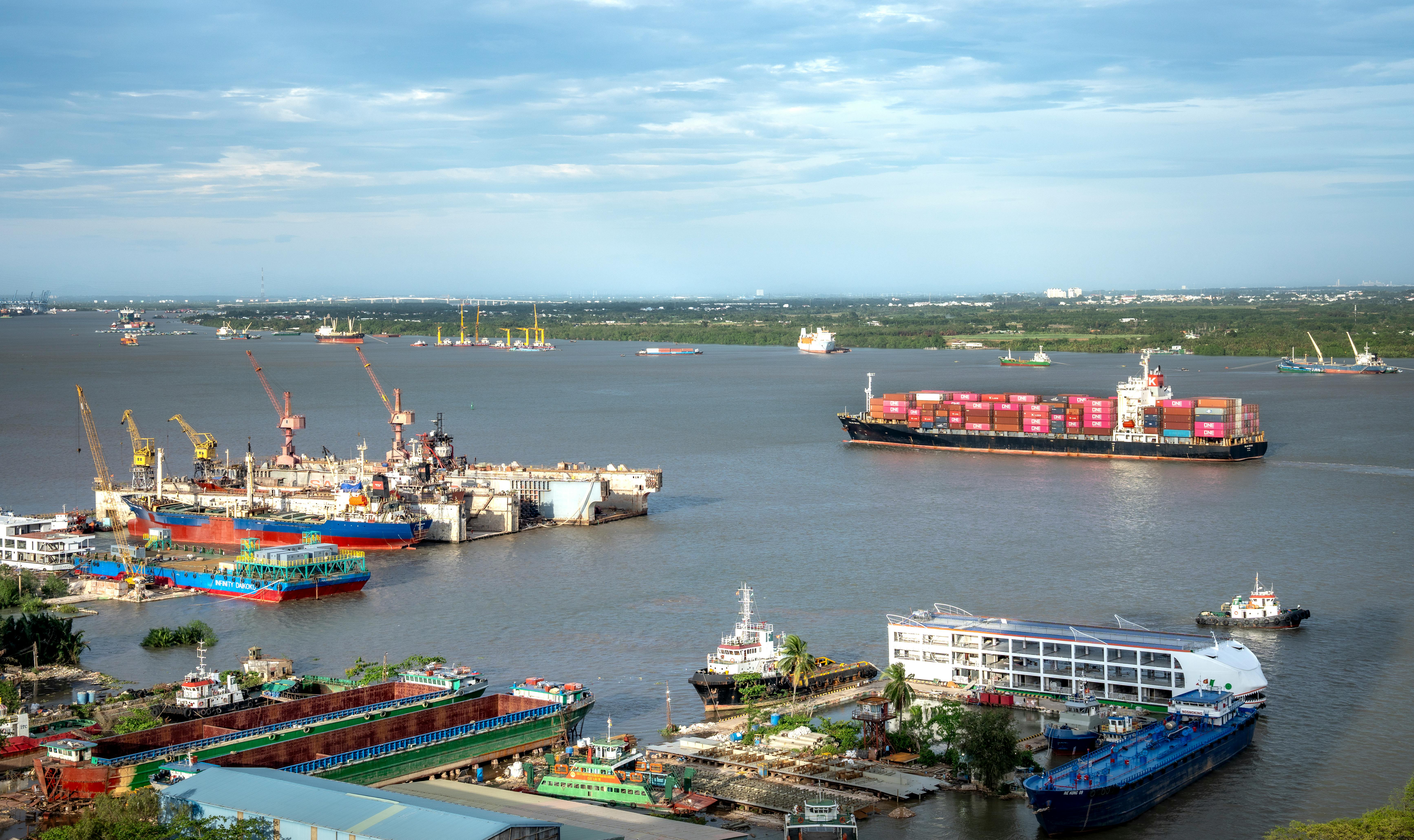 Egypt's Industrial Dominance Faces Capital Flight Crisis—How European Investors Should Navigate the Paradox