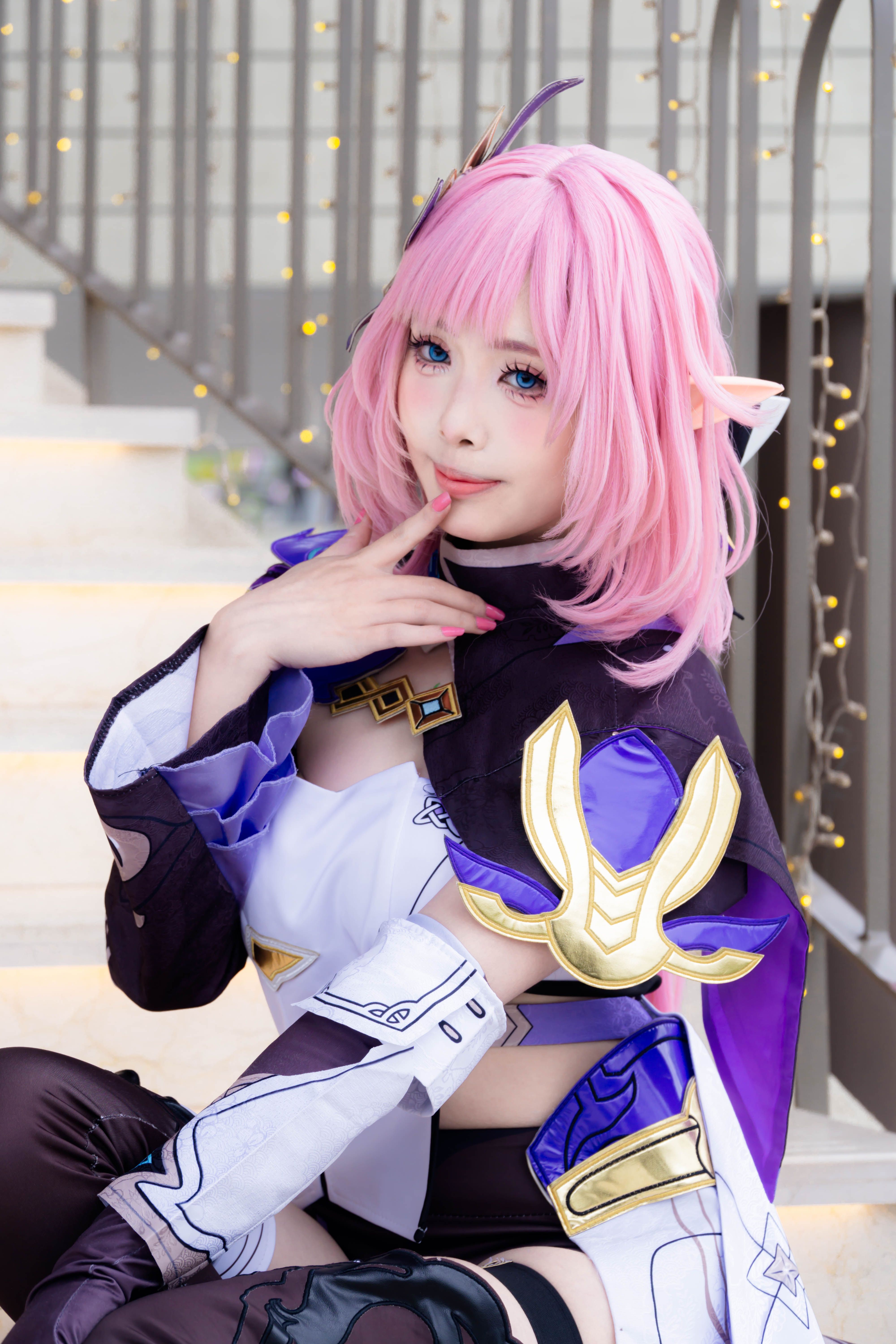 Fantasy Cosplay with Pink Hair and Armor