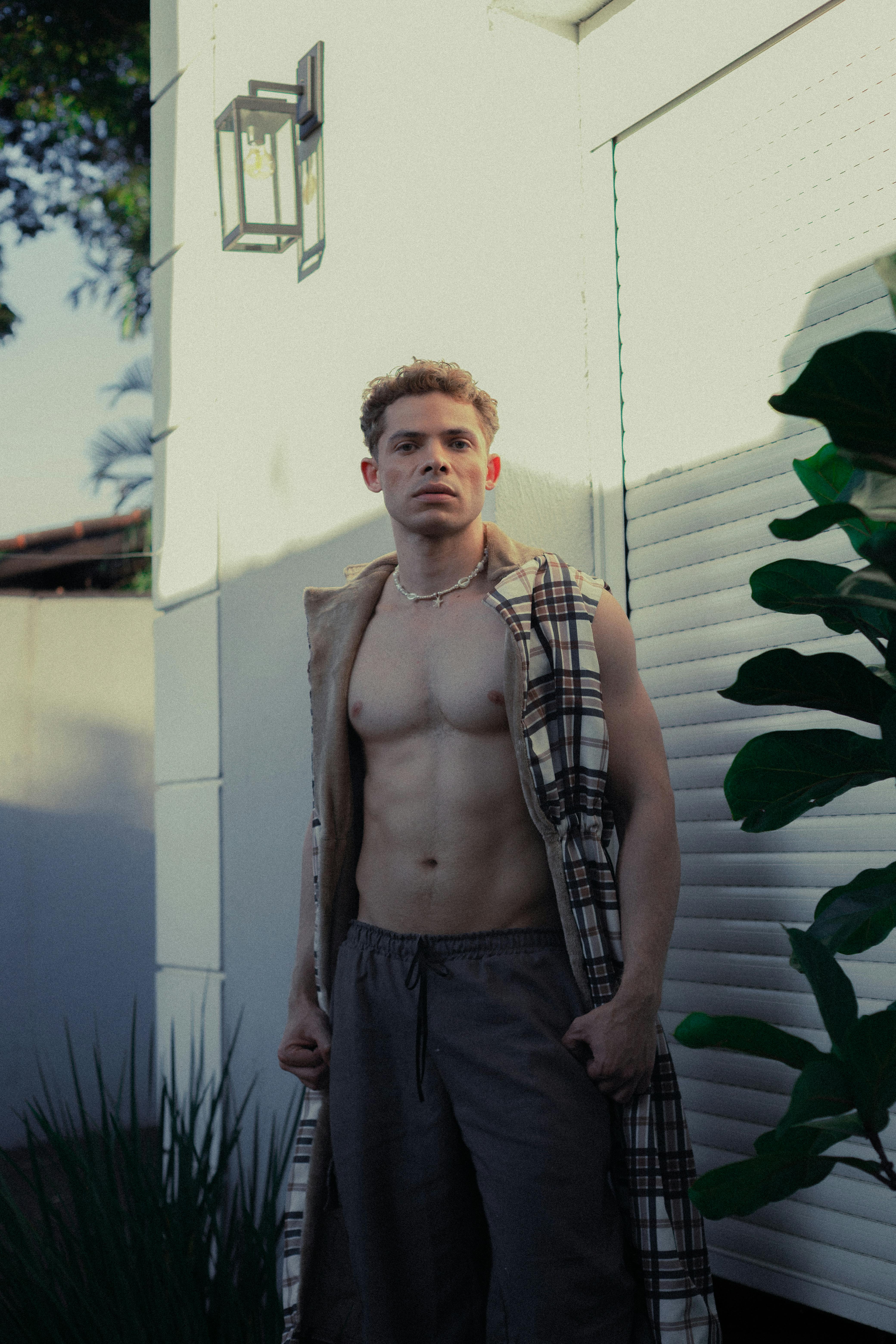 Naked+Women+And+Men+Kissing Photos, Download The BEST Free Naked+Women