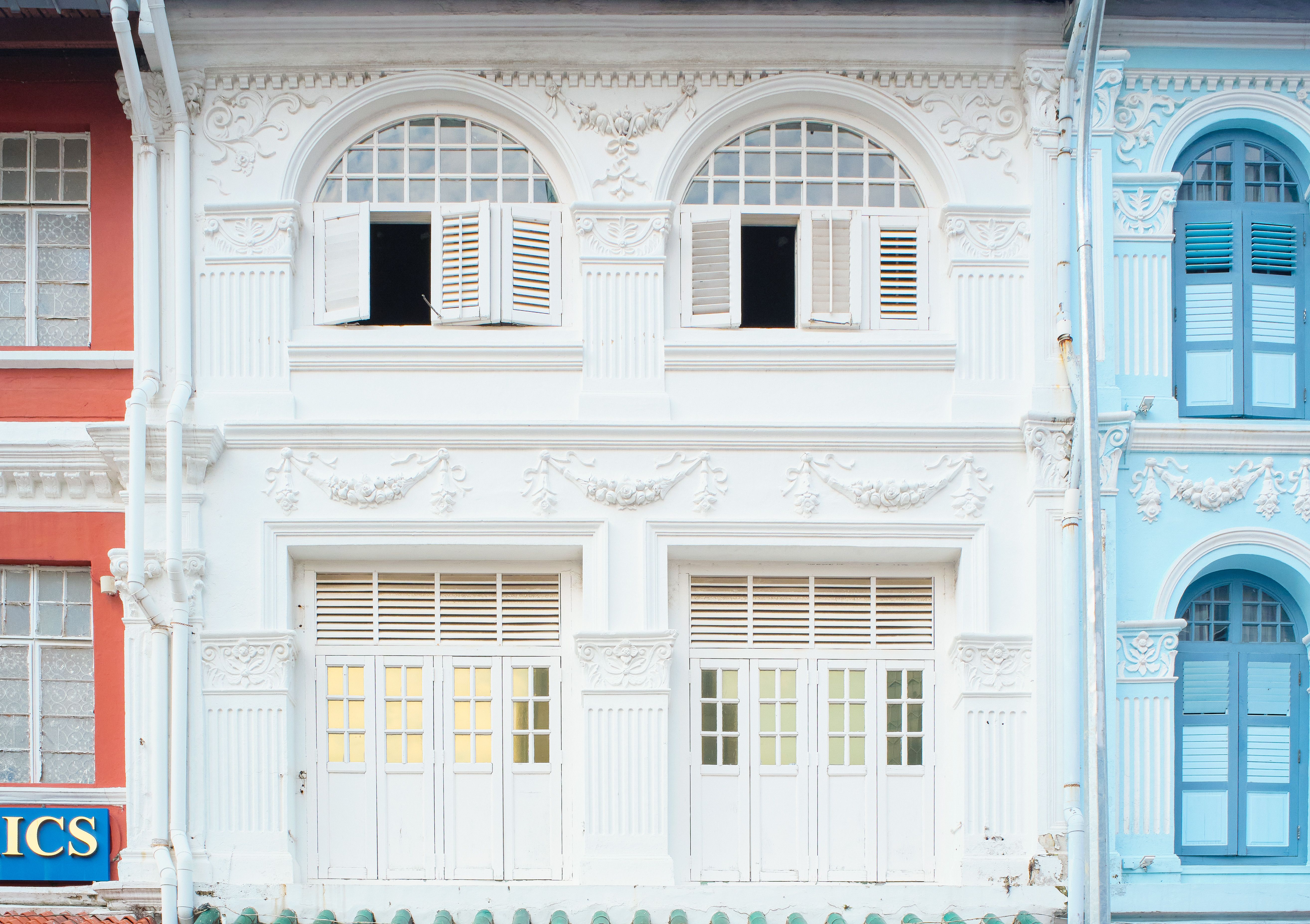 Colorful Colonial Architecture Facade · Free Stock Photo