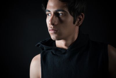 Side-profile portrait, photo by atelier Moss on Pexels