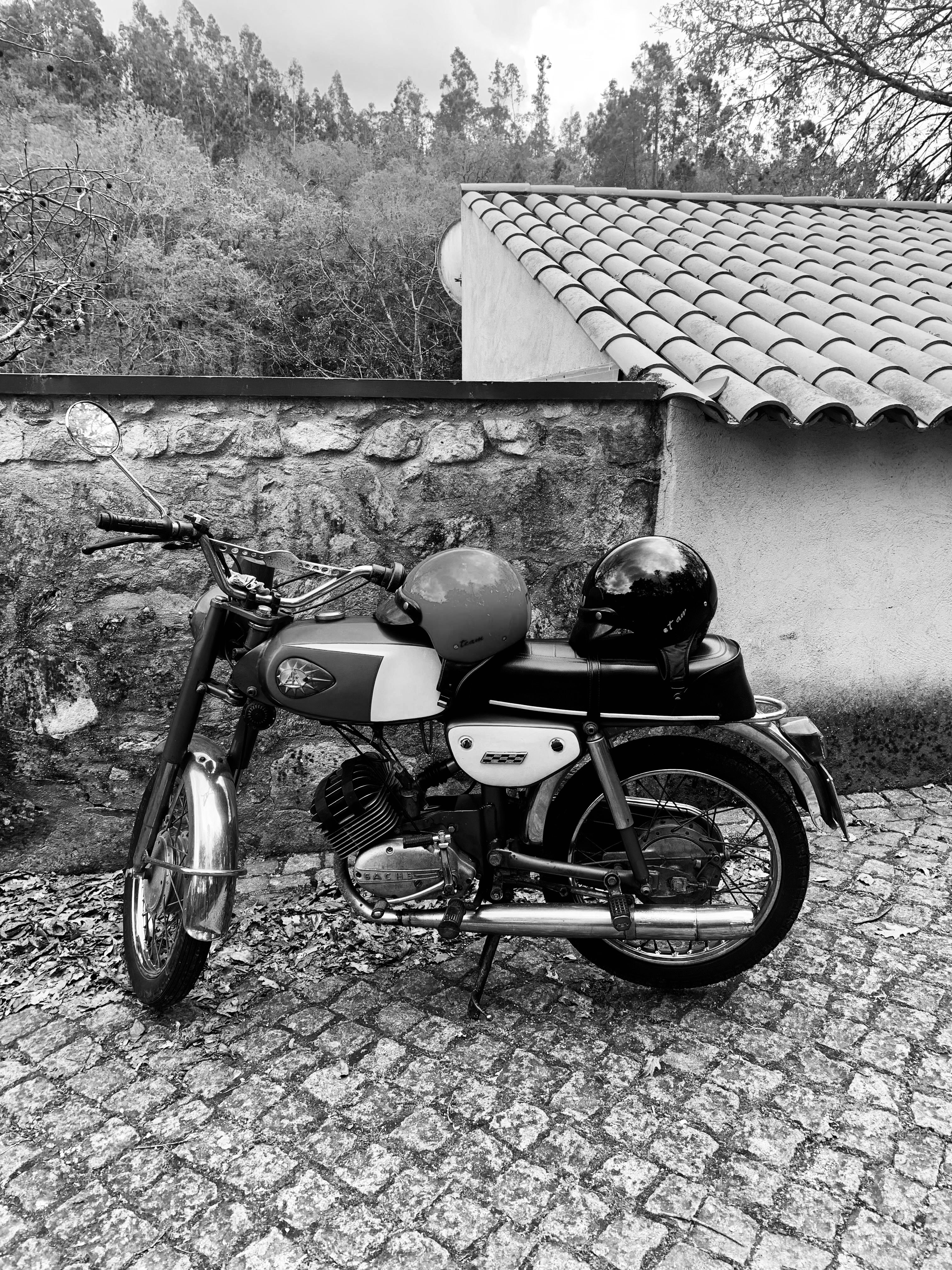 Elvas: motociclista de 27 anos ferido com gravidade após despiste