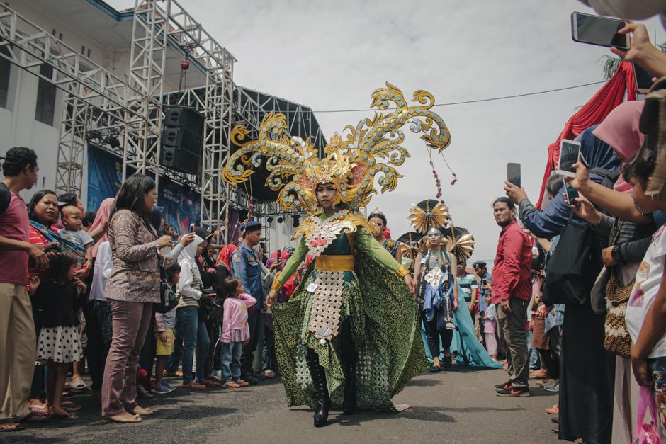 Puluhan Desainer Lokal Ramaikan Festival Fashion Indonesia