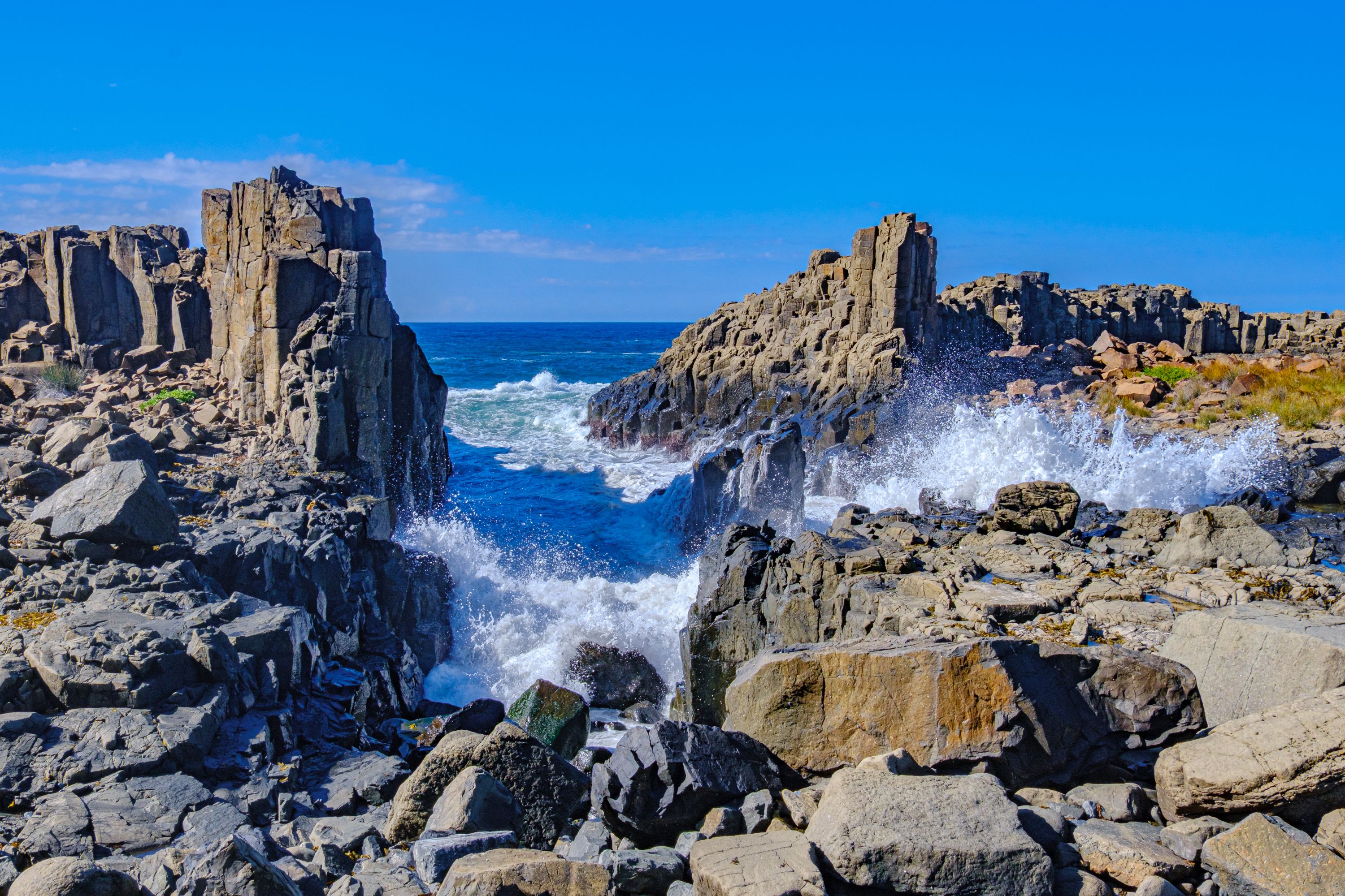 Superbes Falaises Et Vagues De L'océan à Sydney · Photo gratuite