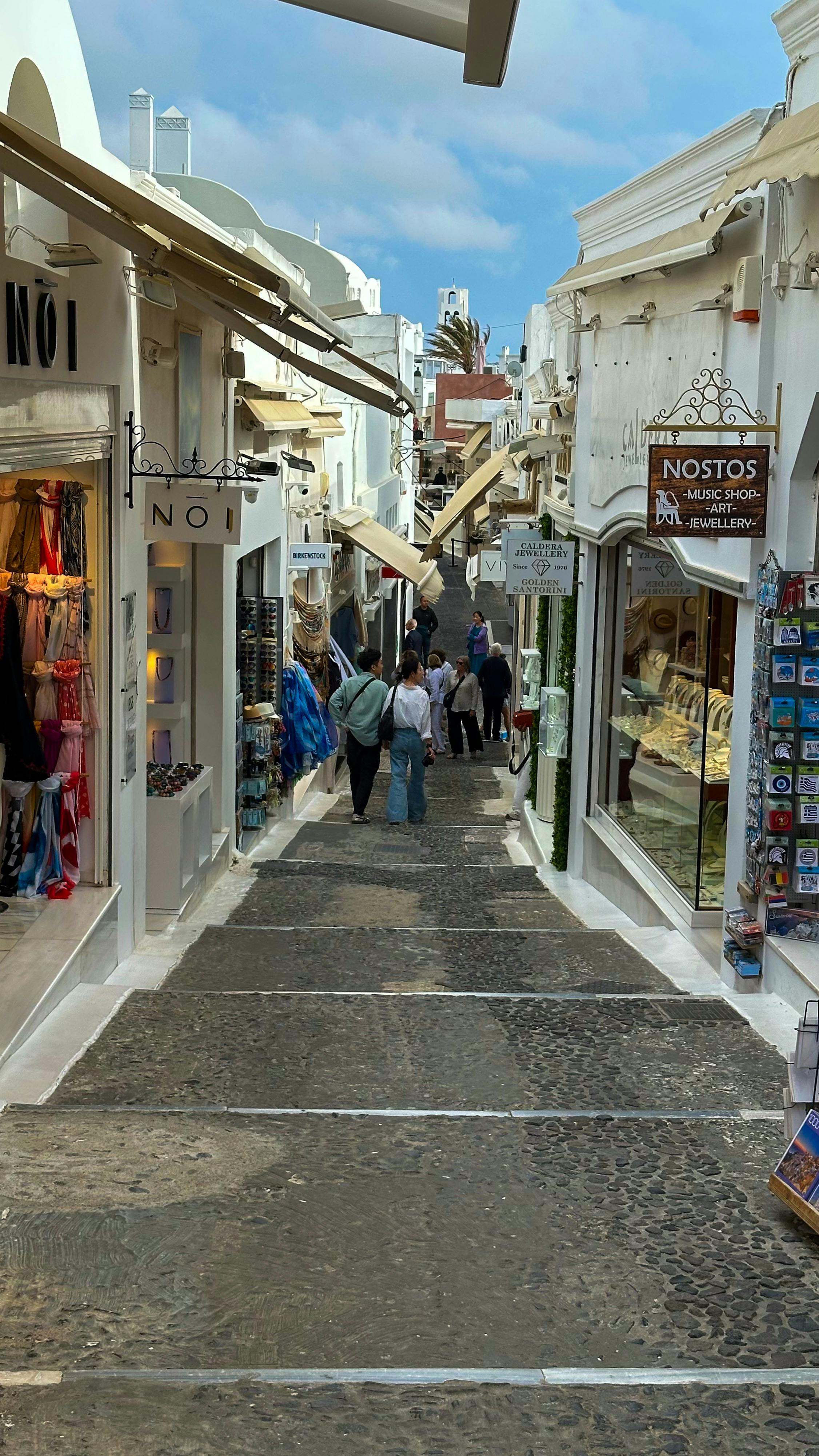 How to Stay Safe During Santorini Quakes: Essential Tips for Tourists and Locals