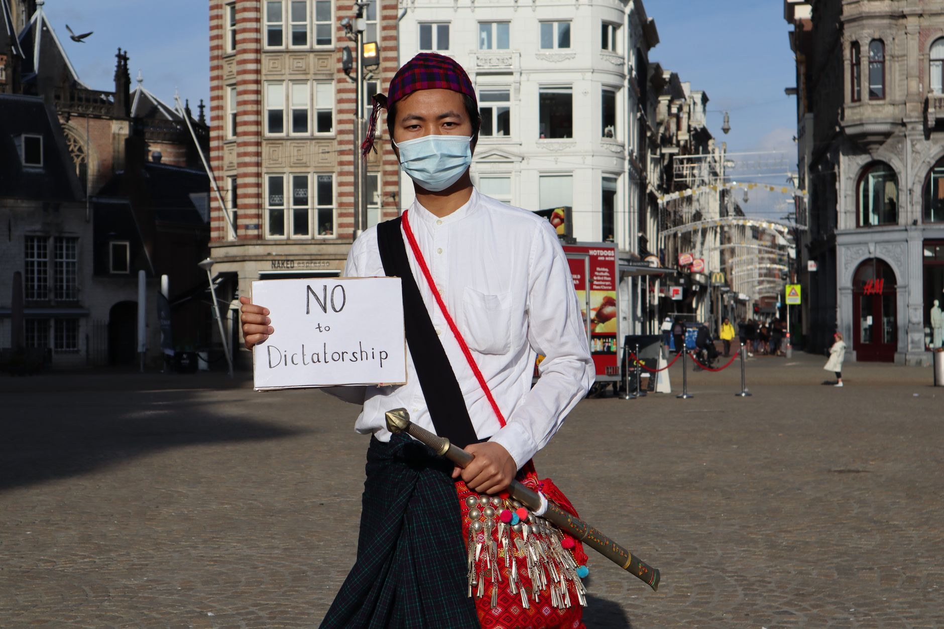 Tibetano morre em protesto com fogo perto da ONU em NY