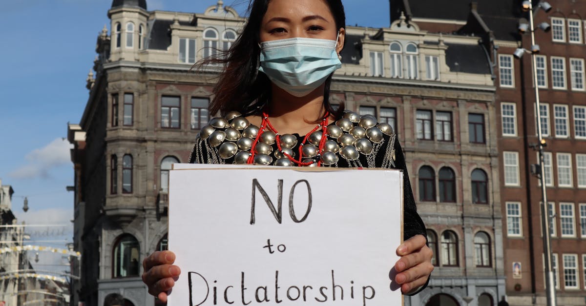 中正路 經國路改名風波 劉世芳嗆聲 不要有錢才做 蔣萬安強硬回應