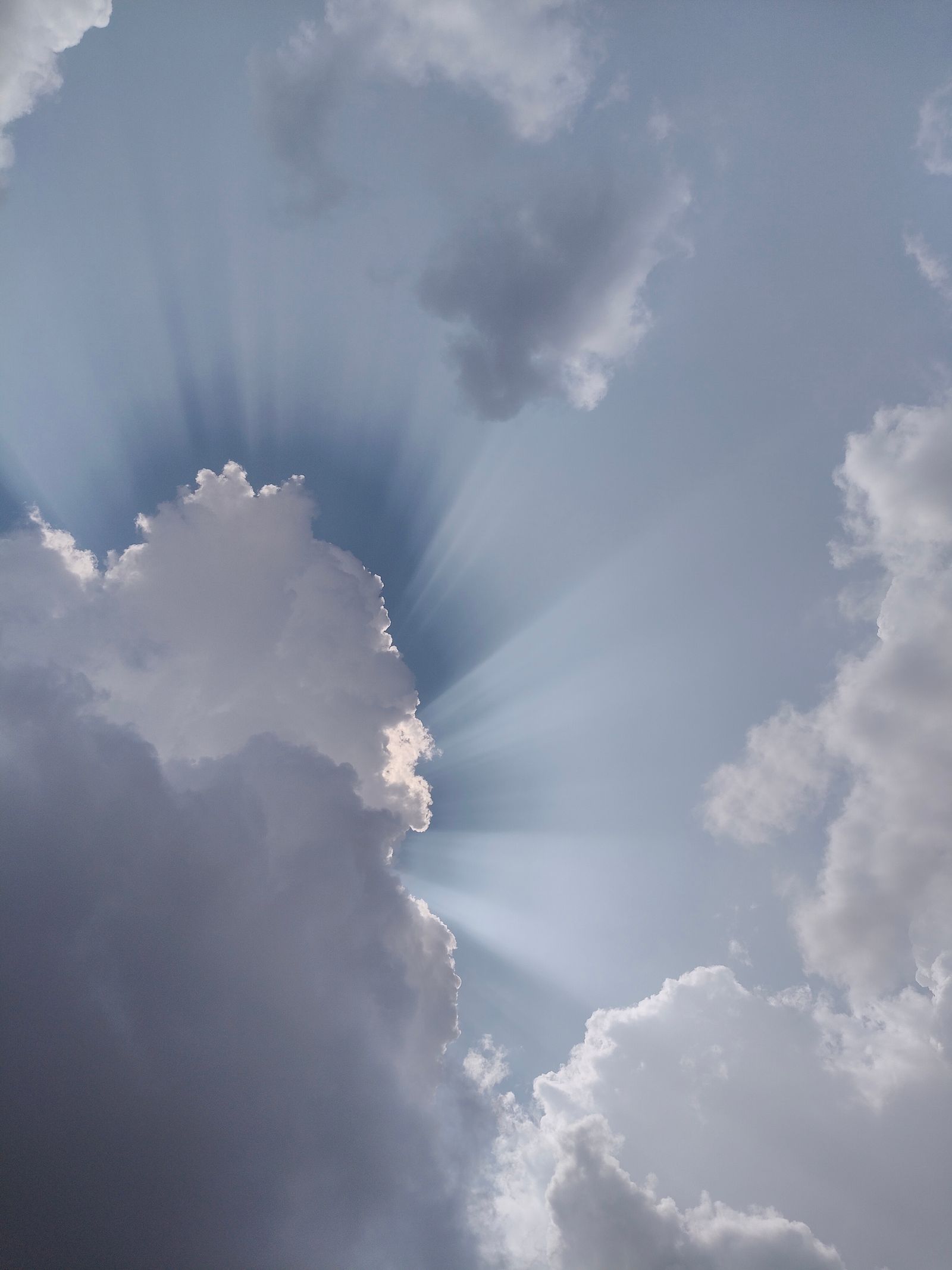 Sun Rays Jpeg Dramatic Sky with Sun Rays and Clouds · Free Stock Photo