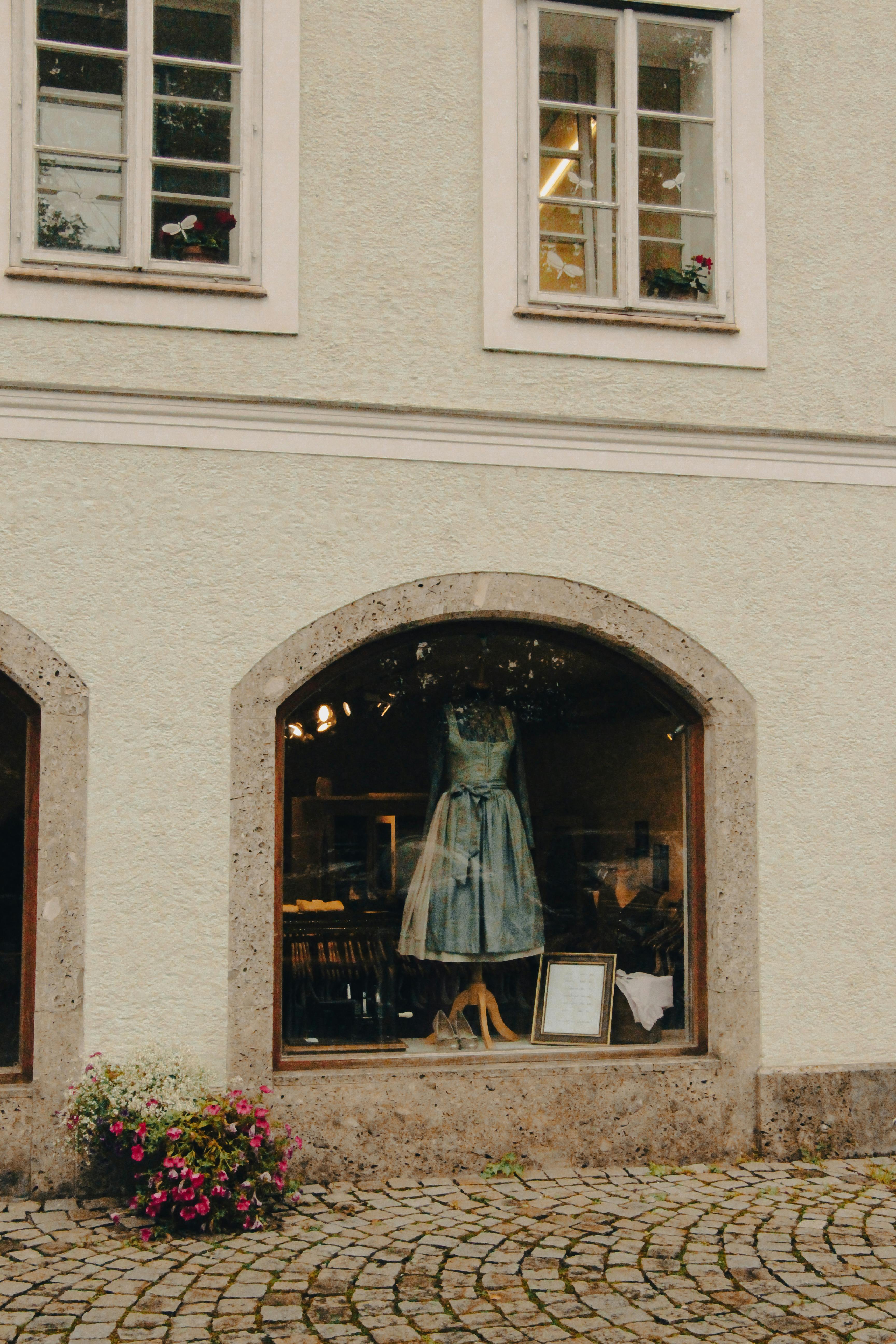 Fairbanks Shopping Directory