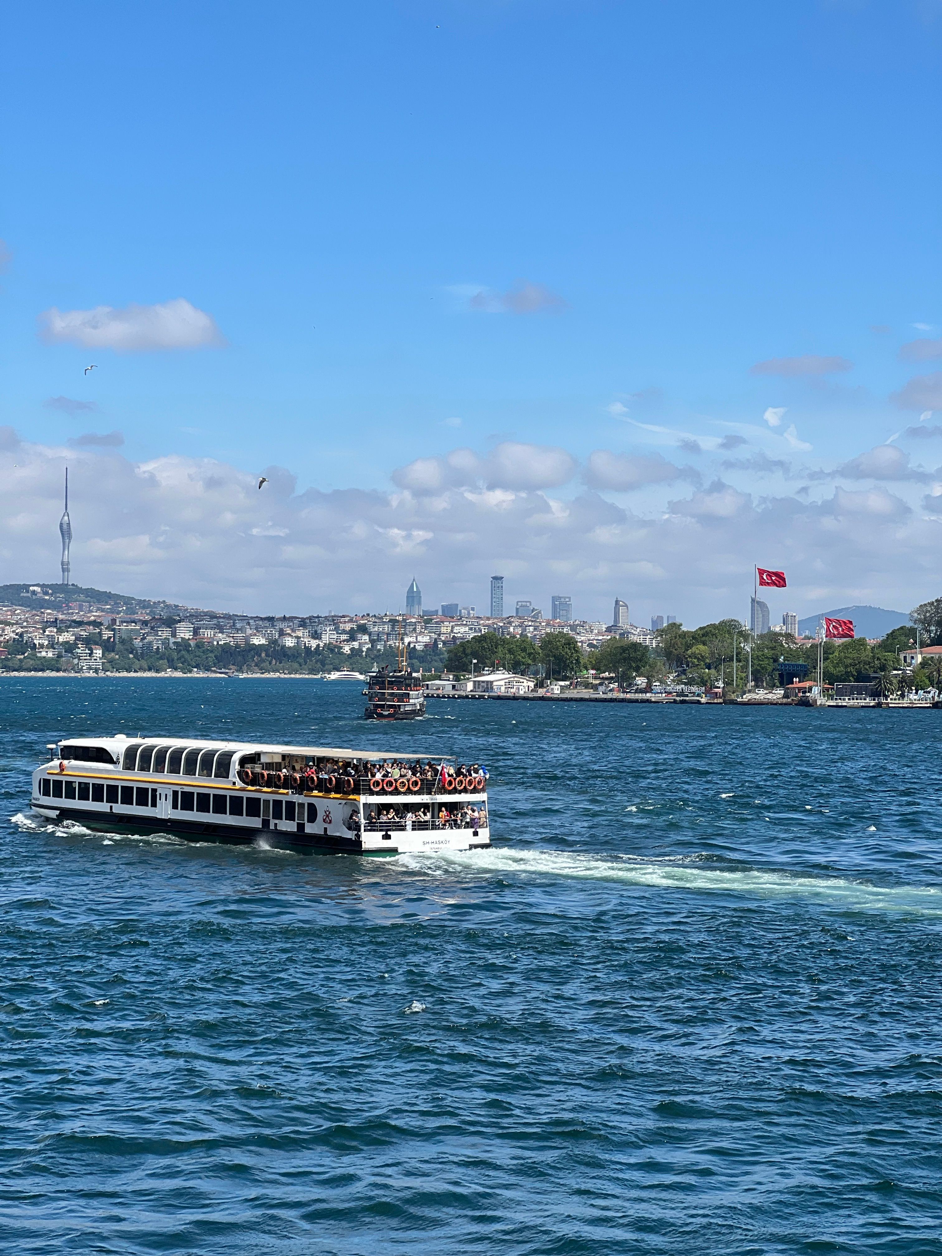 Scenic Ferry Ride on the Bosphorus, Istanbul · Free Stock Photo