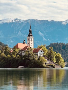 A picturesque view of Lake Bled with the Church of the Assumption on an island, Slovenia.