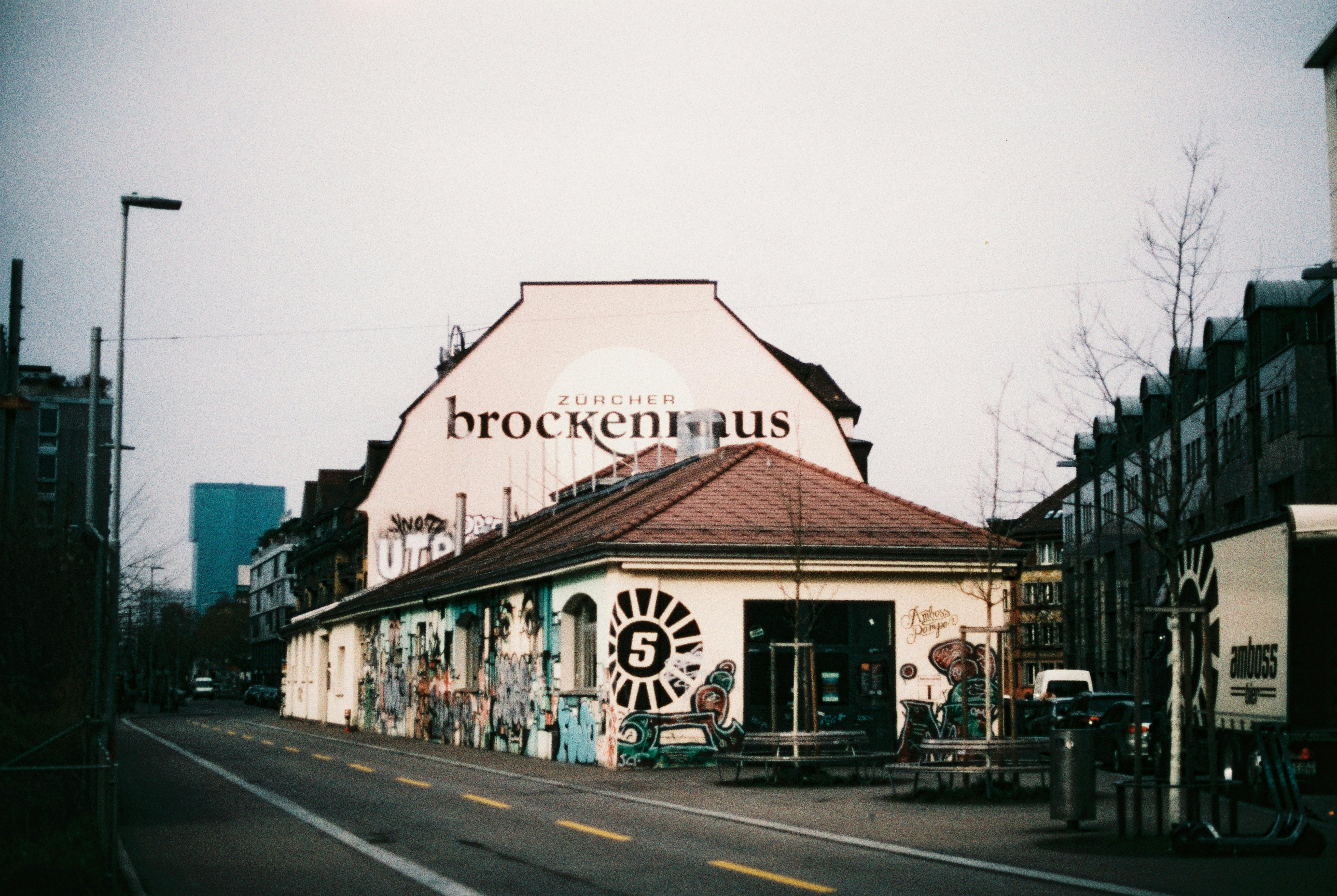 Ilmainen kuvapankkikuva tunnisteilla @outdoor, aktiivinen kaupunki, arkkitehtuuri Kuvapankkikuva