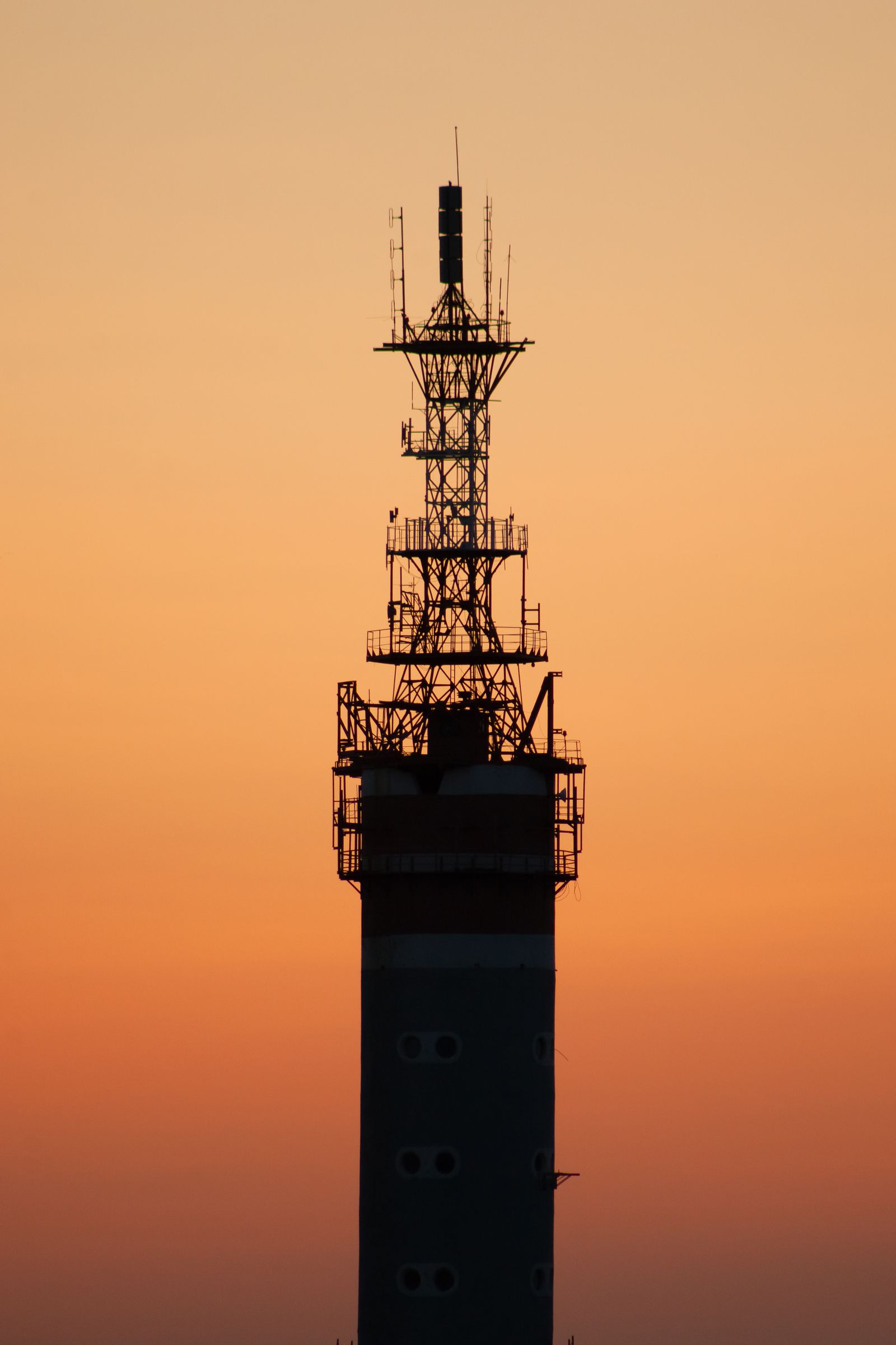 Silhouette of a Tower during Sunset · Free Stock Photo
