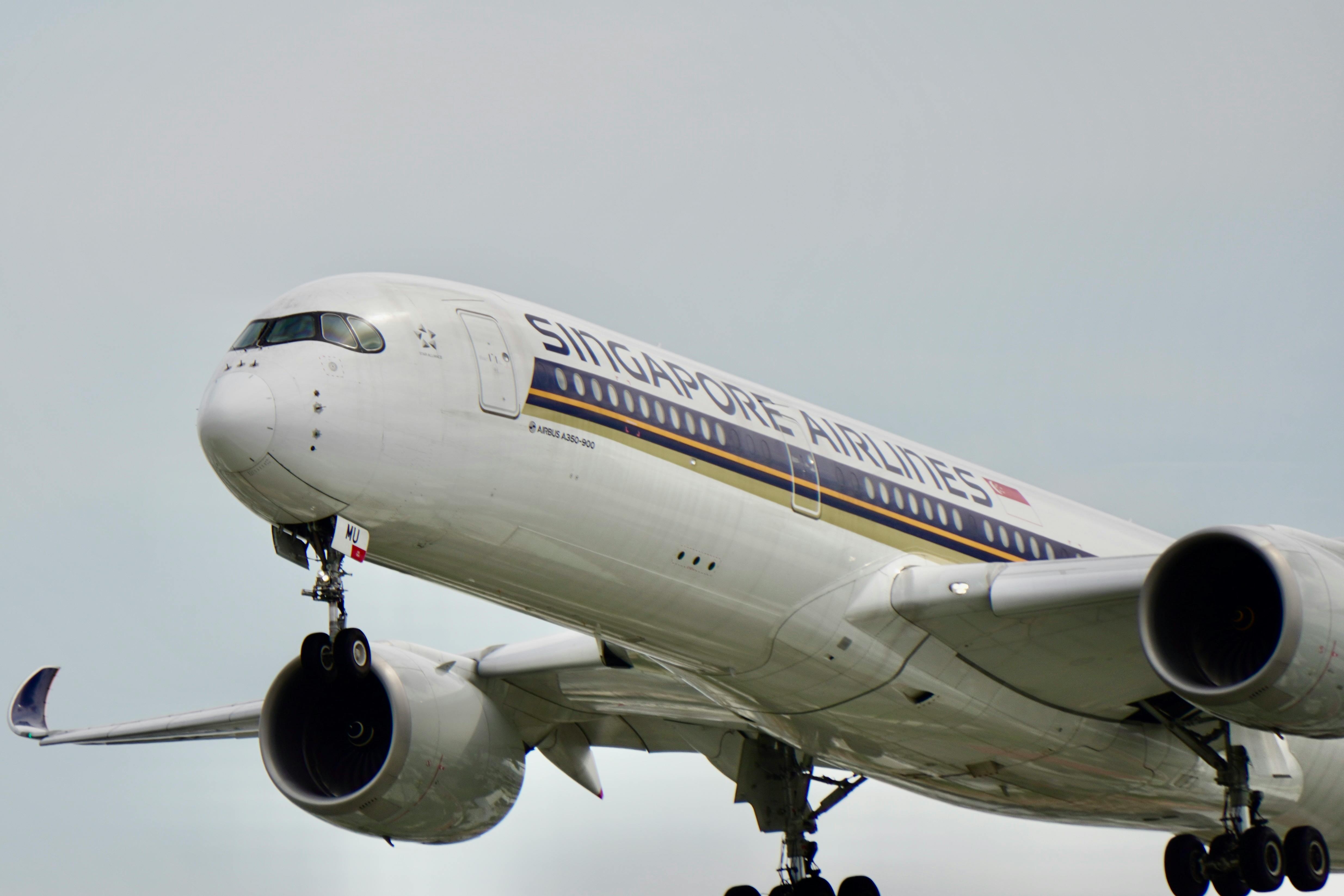 Best airline credit cards for May 2026 — Photo by Tuan Vy  Spotter on Pexels