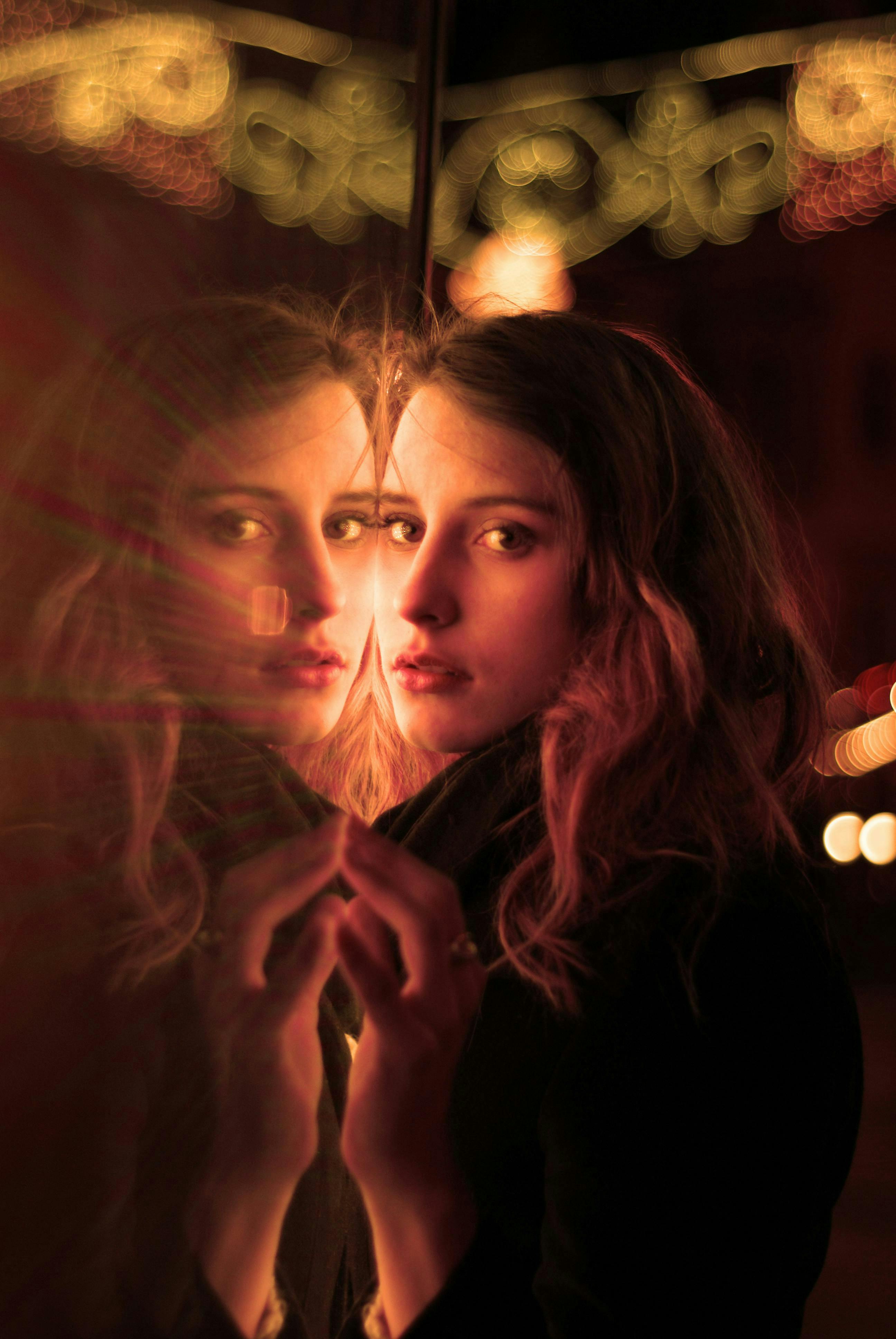 Naked Woman In Mirror Photos, Download The BEST Free Naked Woman In