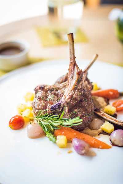 Lamb cutlets plated