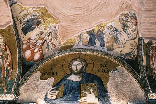 Intricate Byzantine mosaics featuring religious figures in Chora Museum, İstanbul.