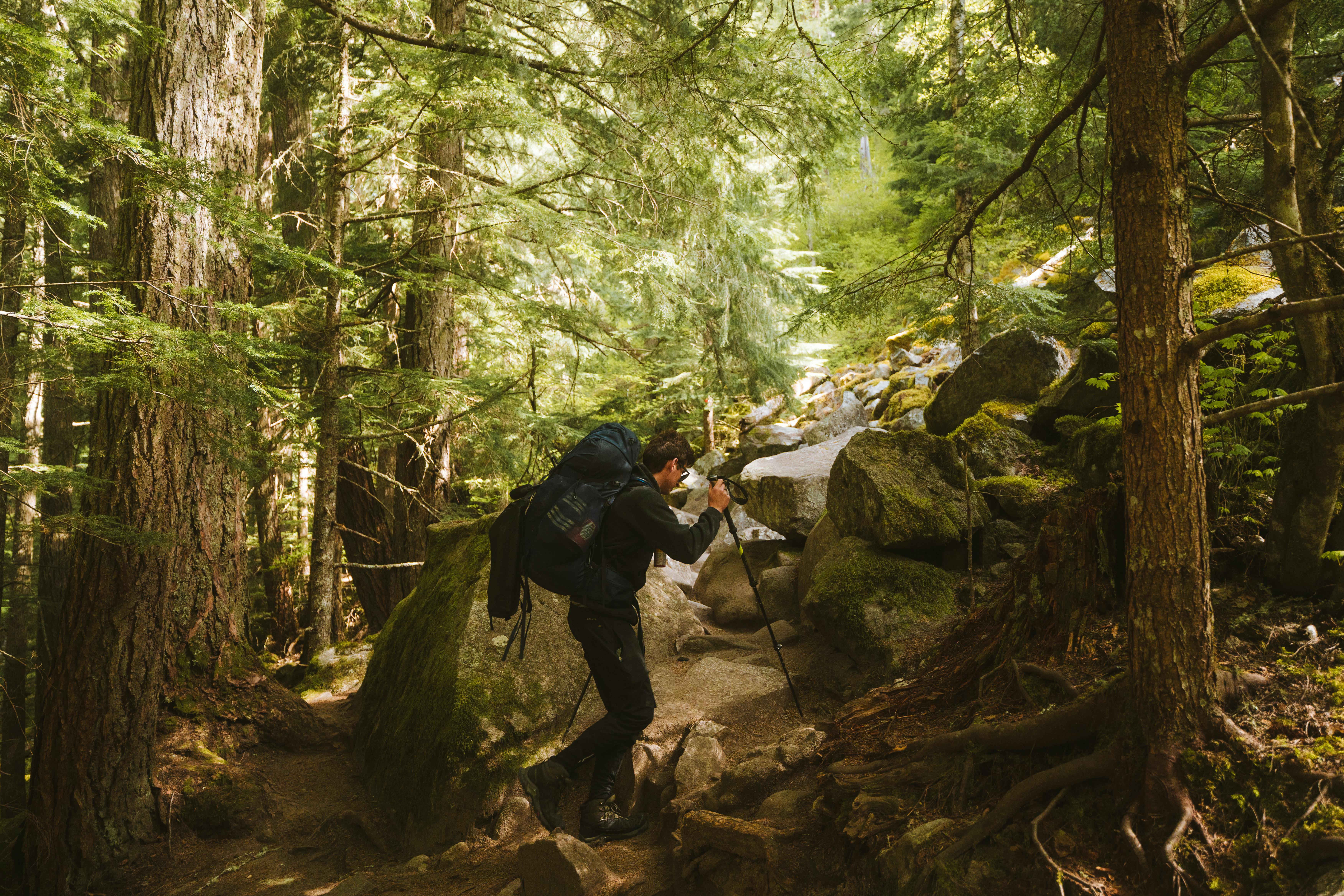 gear reviews gear ratings — Photo by Luke Miller on Pexels