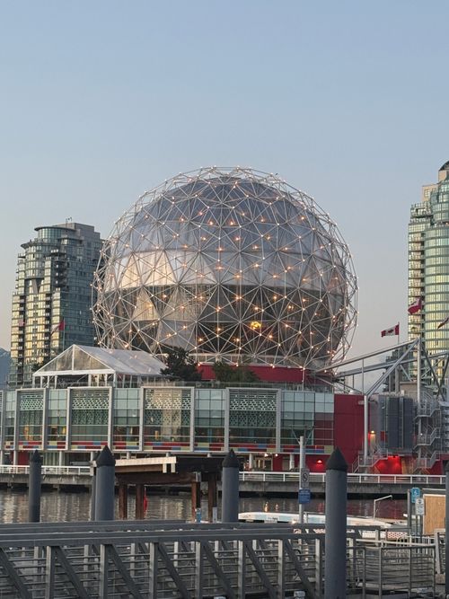 Free Iconic geodesic dome of Science World in Vancouver at dusk, showcasing modern architecture. Stock Photo