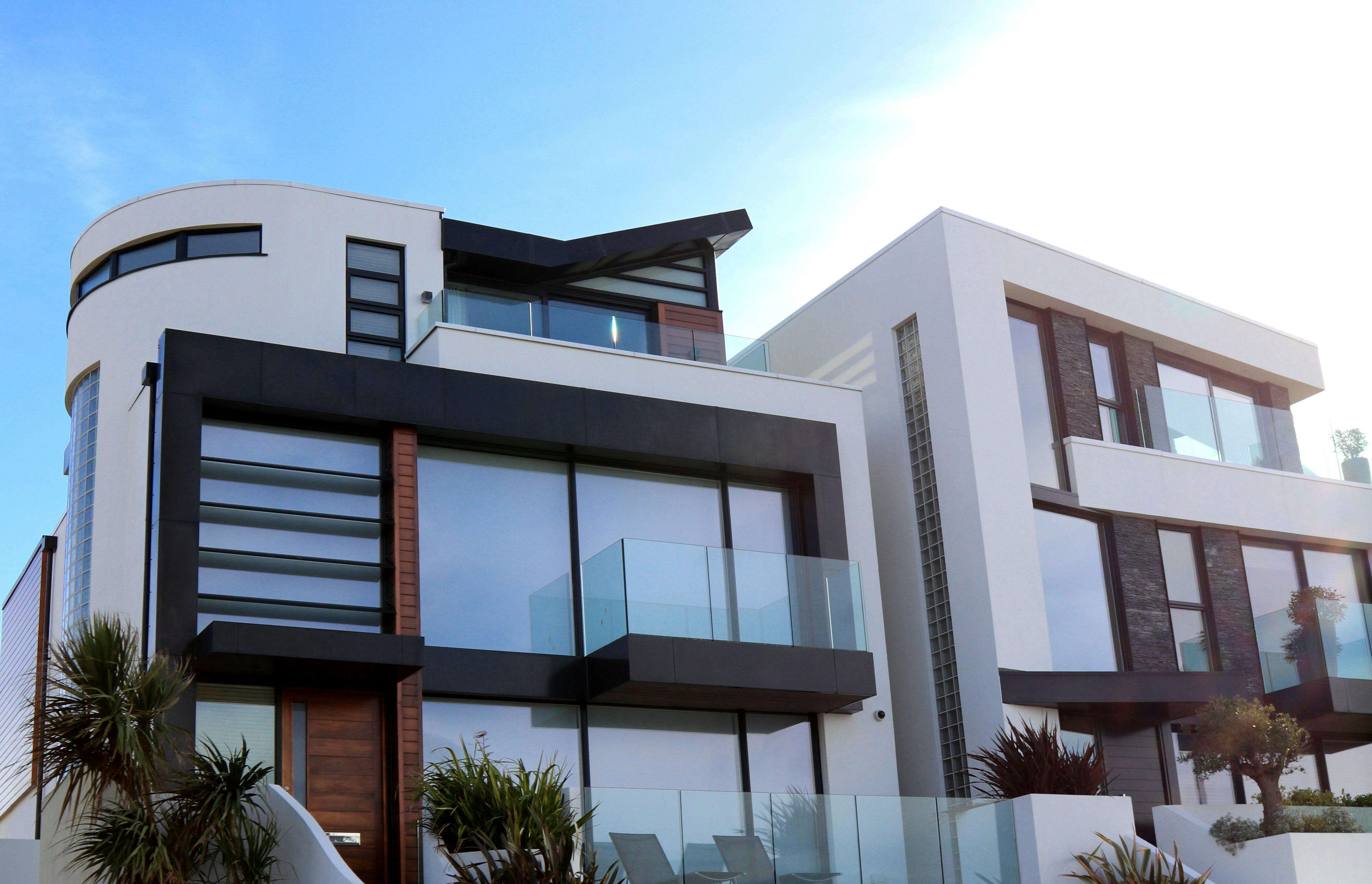 Free Modern Building Against Sky Stock Photo