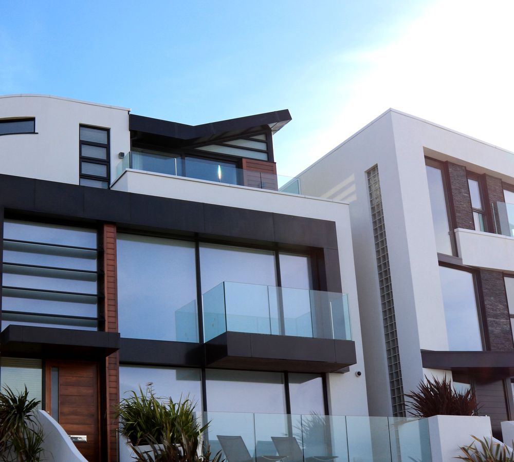 The 2024 Guide to Minimalist Villa Facades