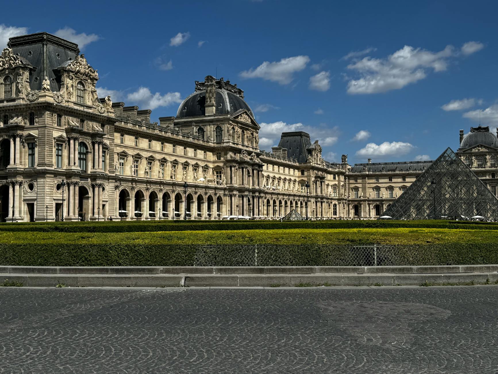 루브르 박물관 갤러리 이미지