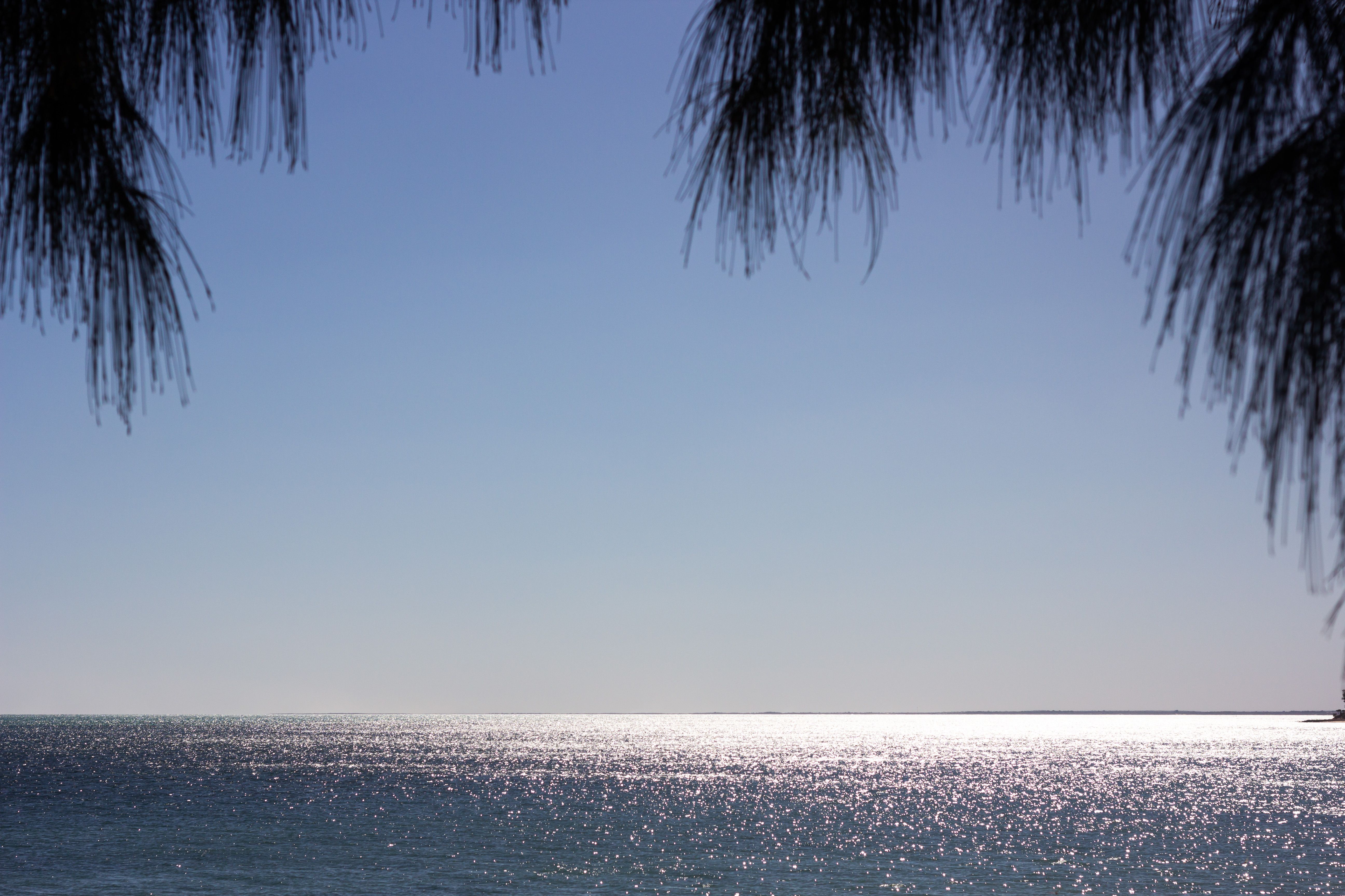 Paysage touristique d'Ifaty avec baie et installations