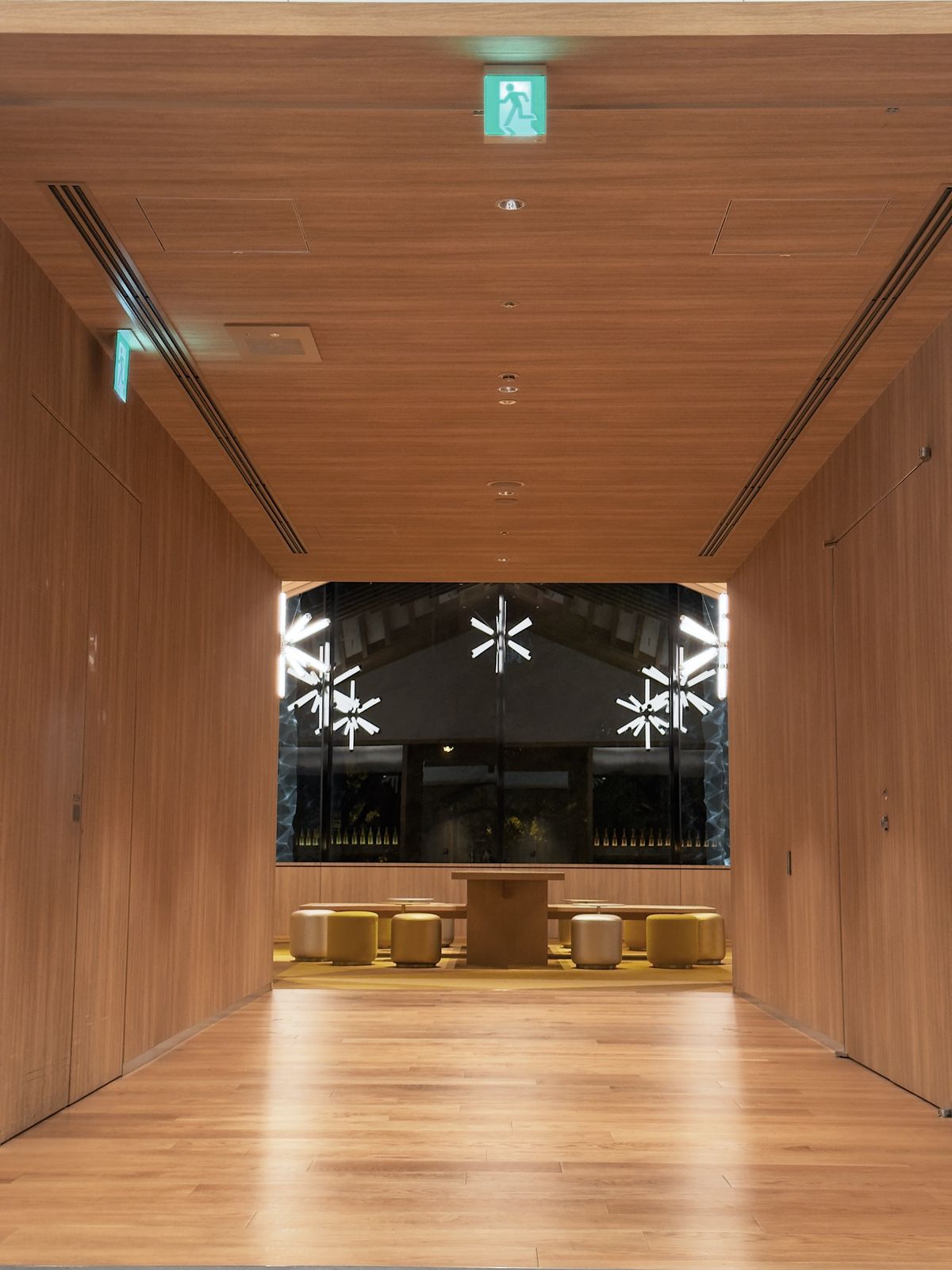 Wave-Pattern Gypsum Ceiling: A Modern Design Trend Worth Trying Hero
