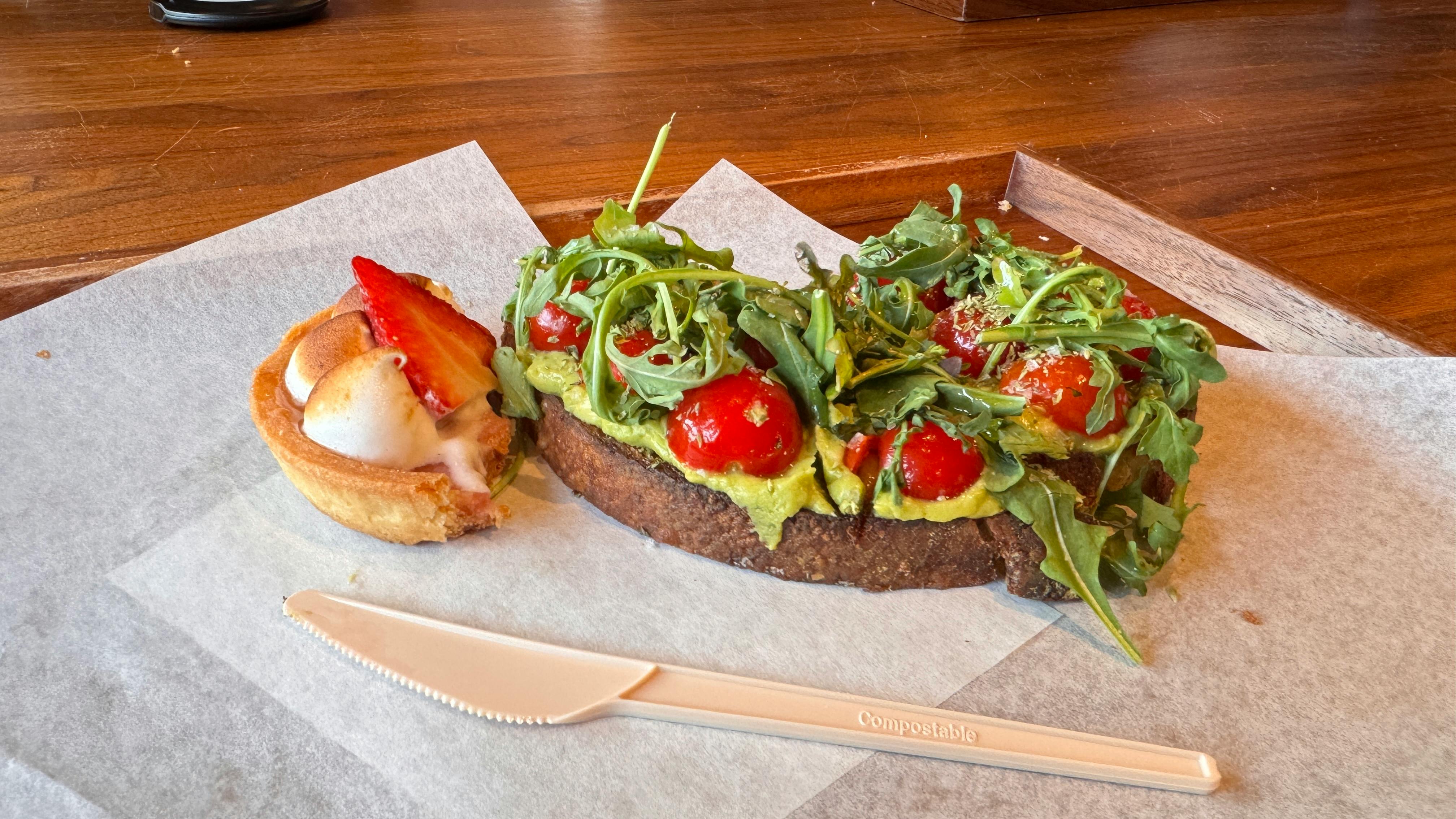 Delicious Avocado Toast with Strawberries in Seattle Cafe · Free Stock ...