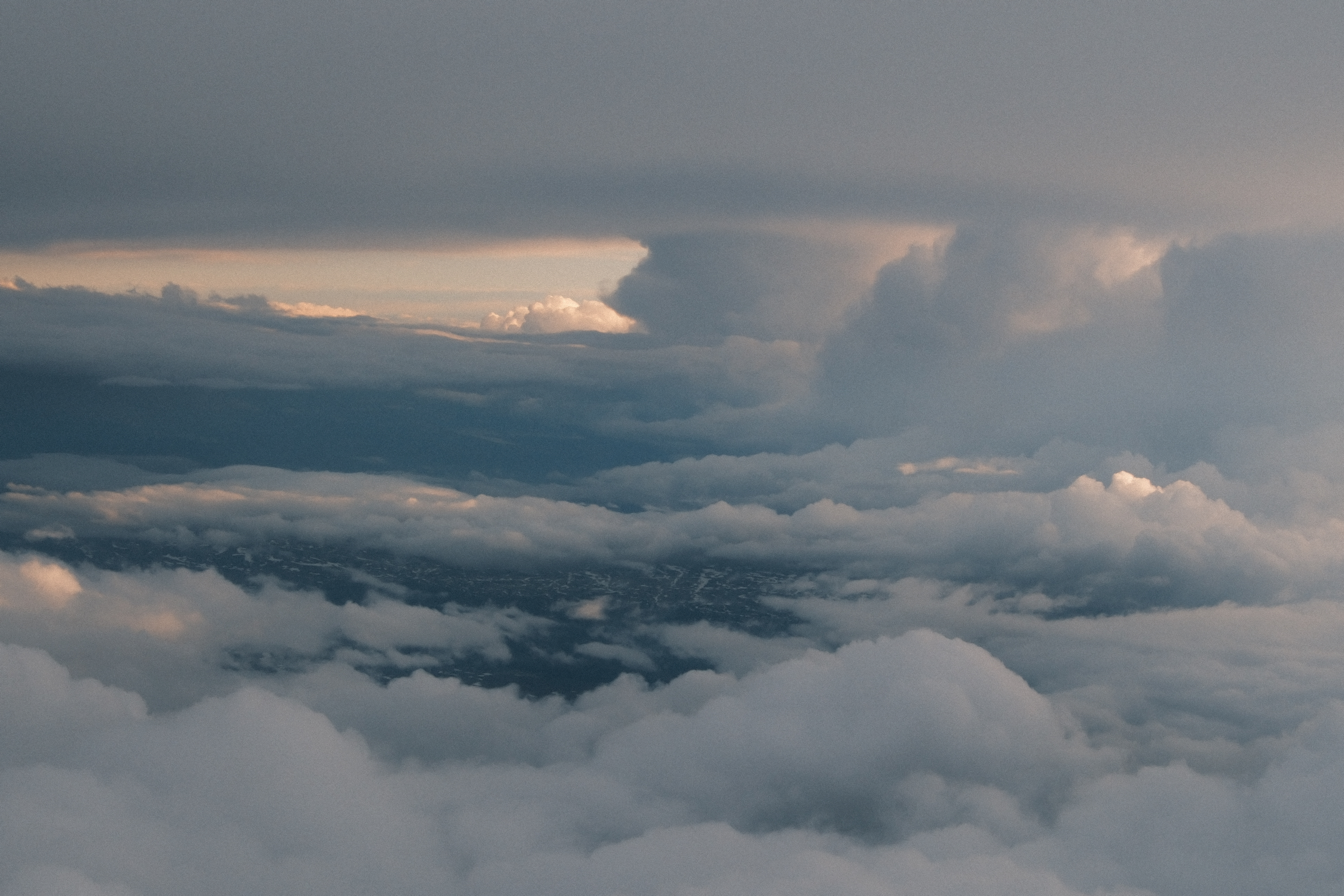 Go with the Clouds, North by Northwest Manga Gets TV Anime — Photo by Dua'a Al-Amad on Pexels