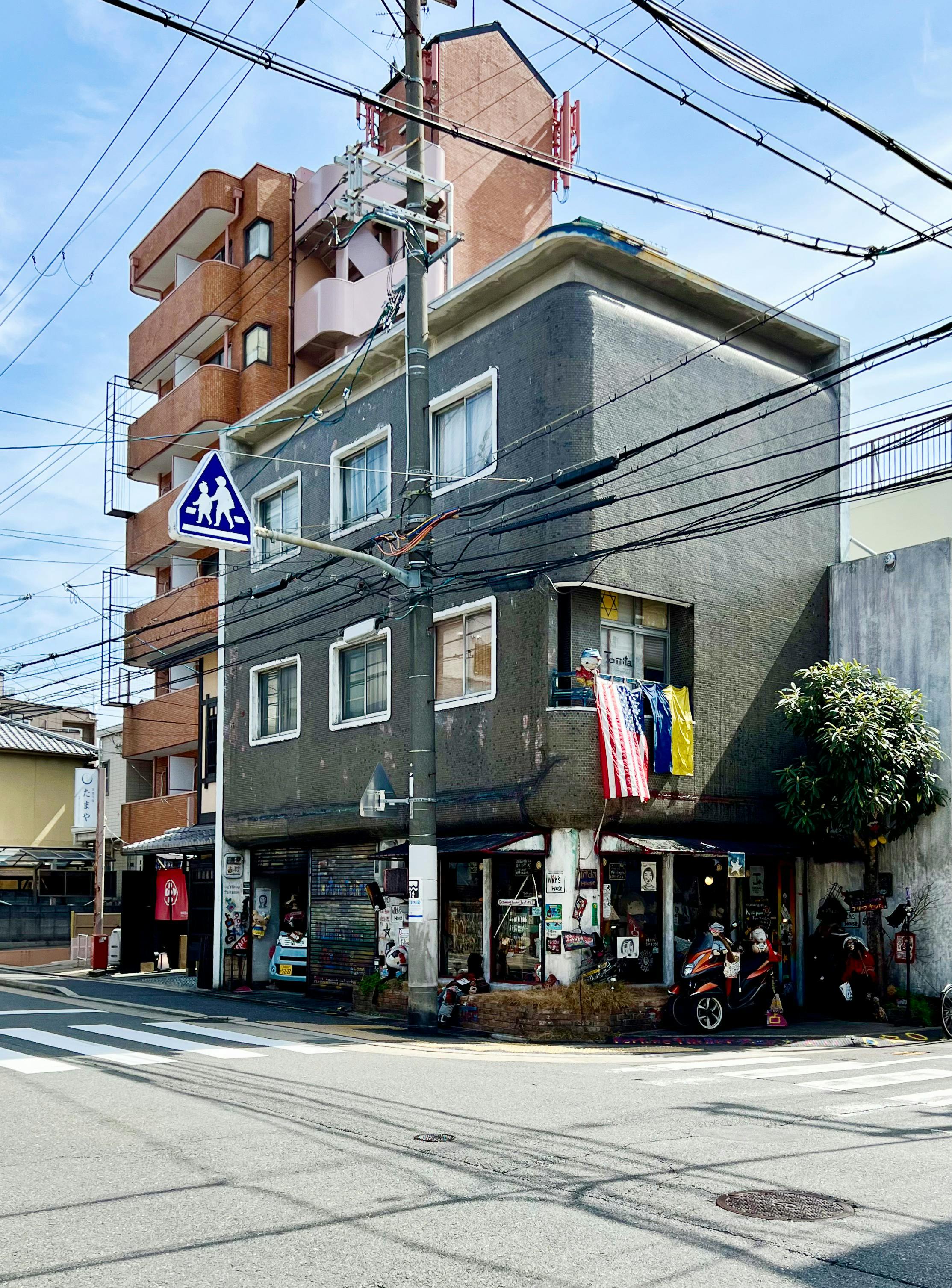 Corner culture: the rebirth of the neighborhood corner store, image size:2227x3012