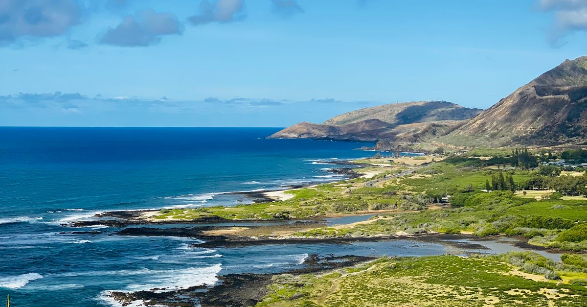 Keahi Point Breathtaking Coastal View of Oahu, Hawaii · Free Stock Photo