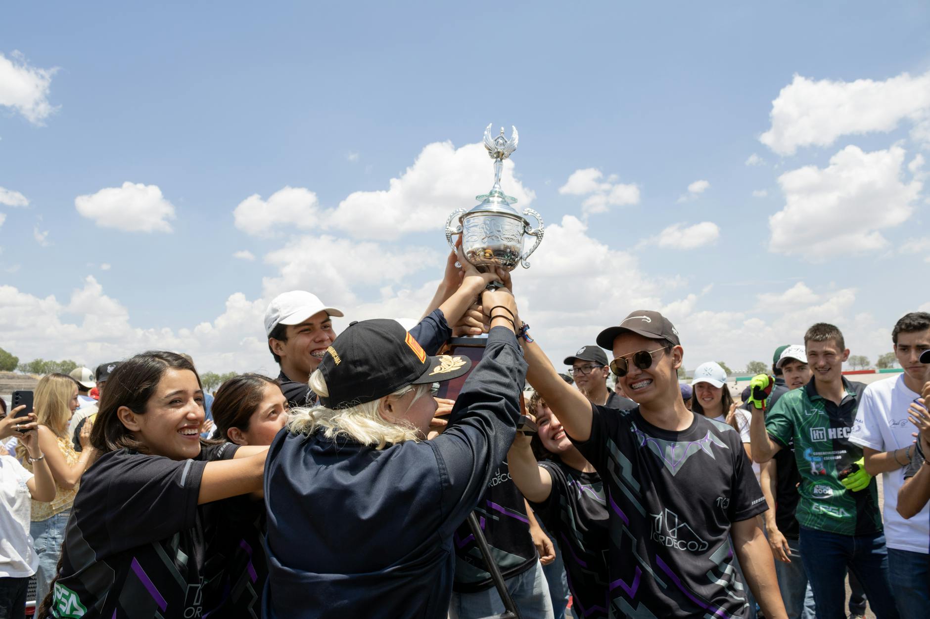 划船運動安全指南 裝備選擇與船隻考量 划船運動安全指南 裝備選擇與船隻考量