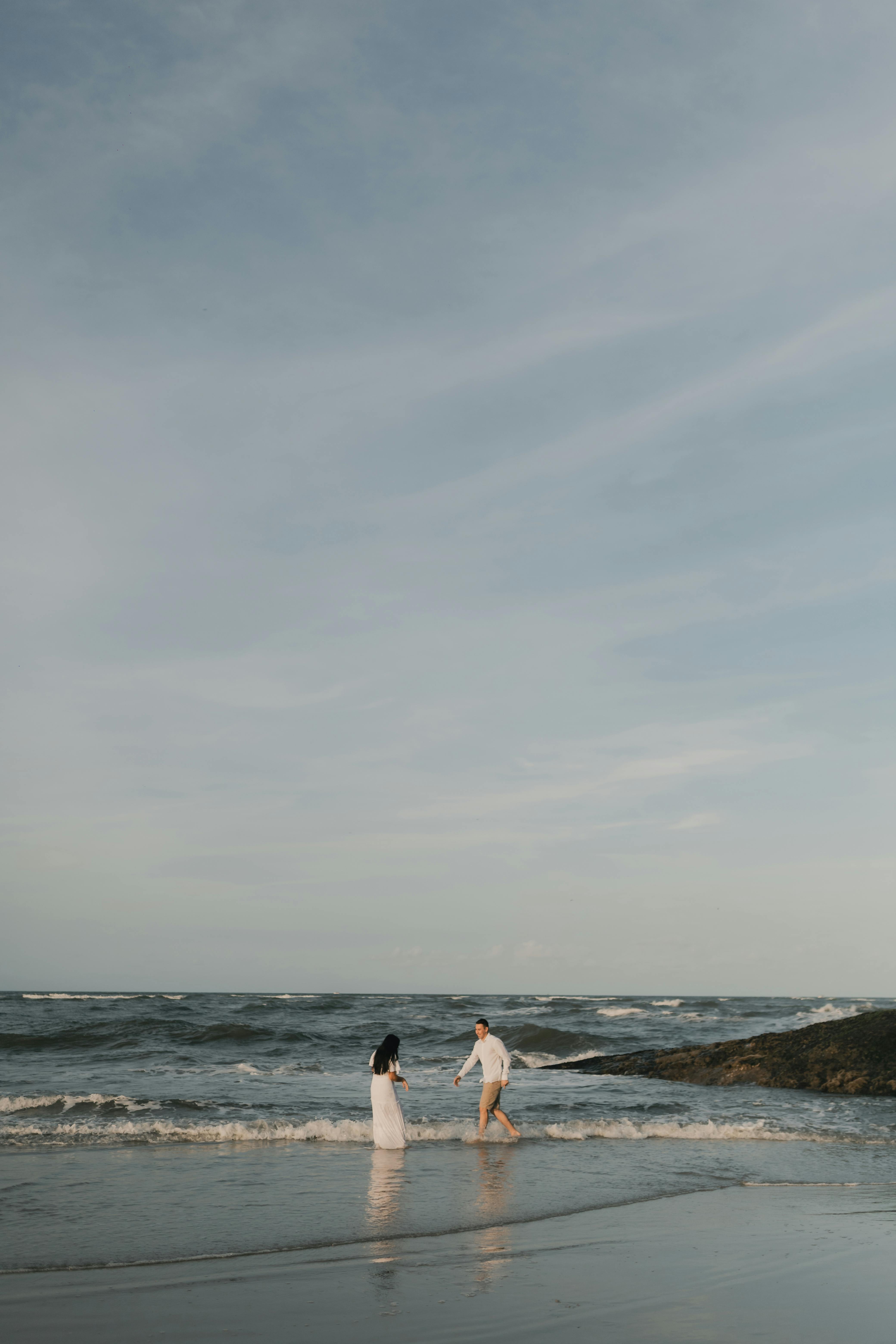 Nude Beach Walking Photos, Download The BEST Free Nude Beach Walking