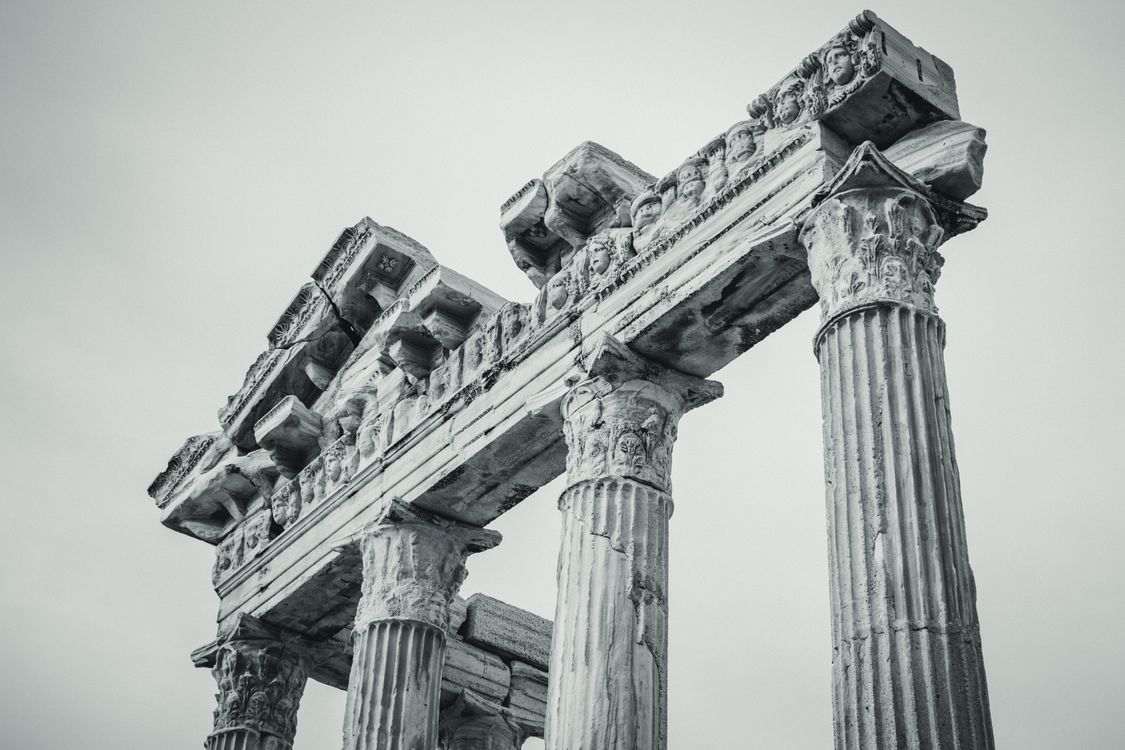Aicent Rome Collums Ancient Roman Columns in Monochrome Visual · Free Stock Photo