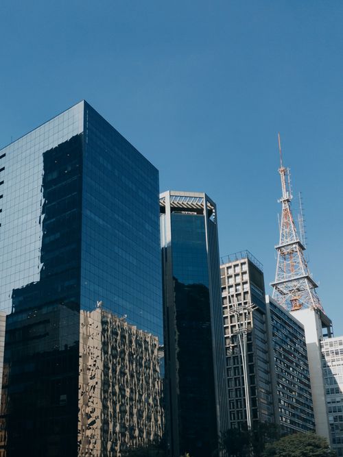 Free Skyline of São Paulo featuring modern skyscrapers and a prominent antenna structure. Stock Photo