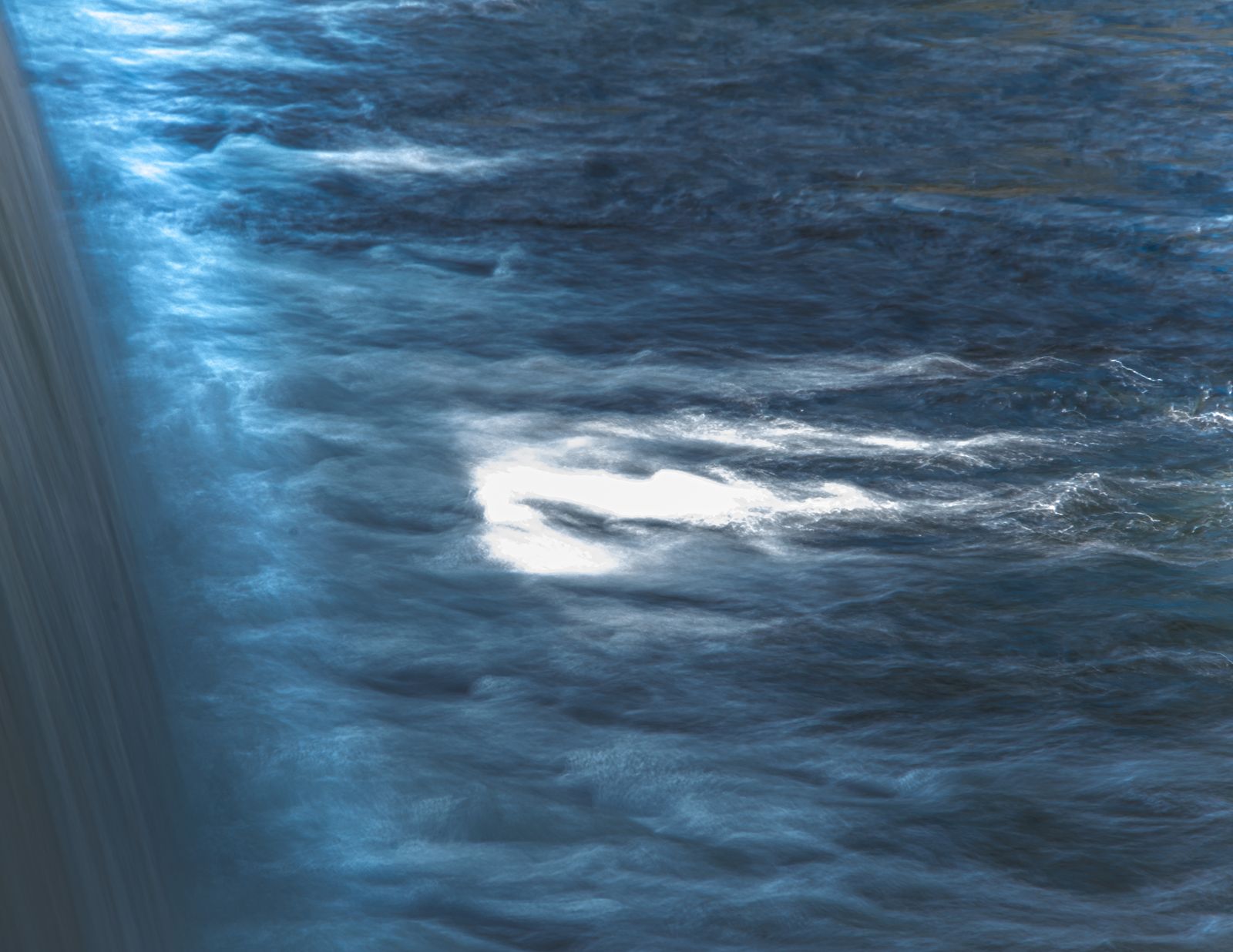 Eau