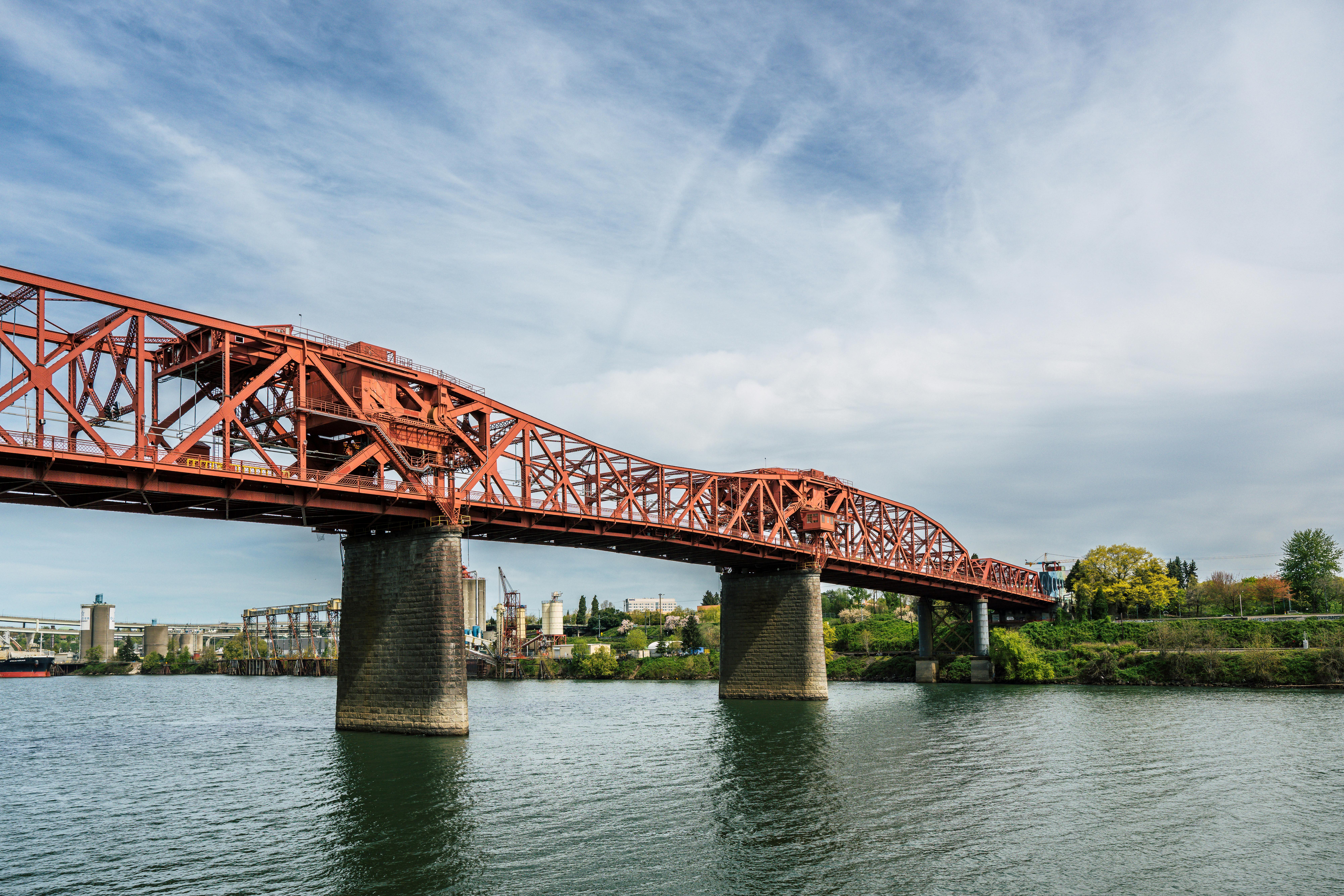 Portland leaders propose tax cut for small businesses by raising exemption threshold — Photo by Brett Sayles on Pexels