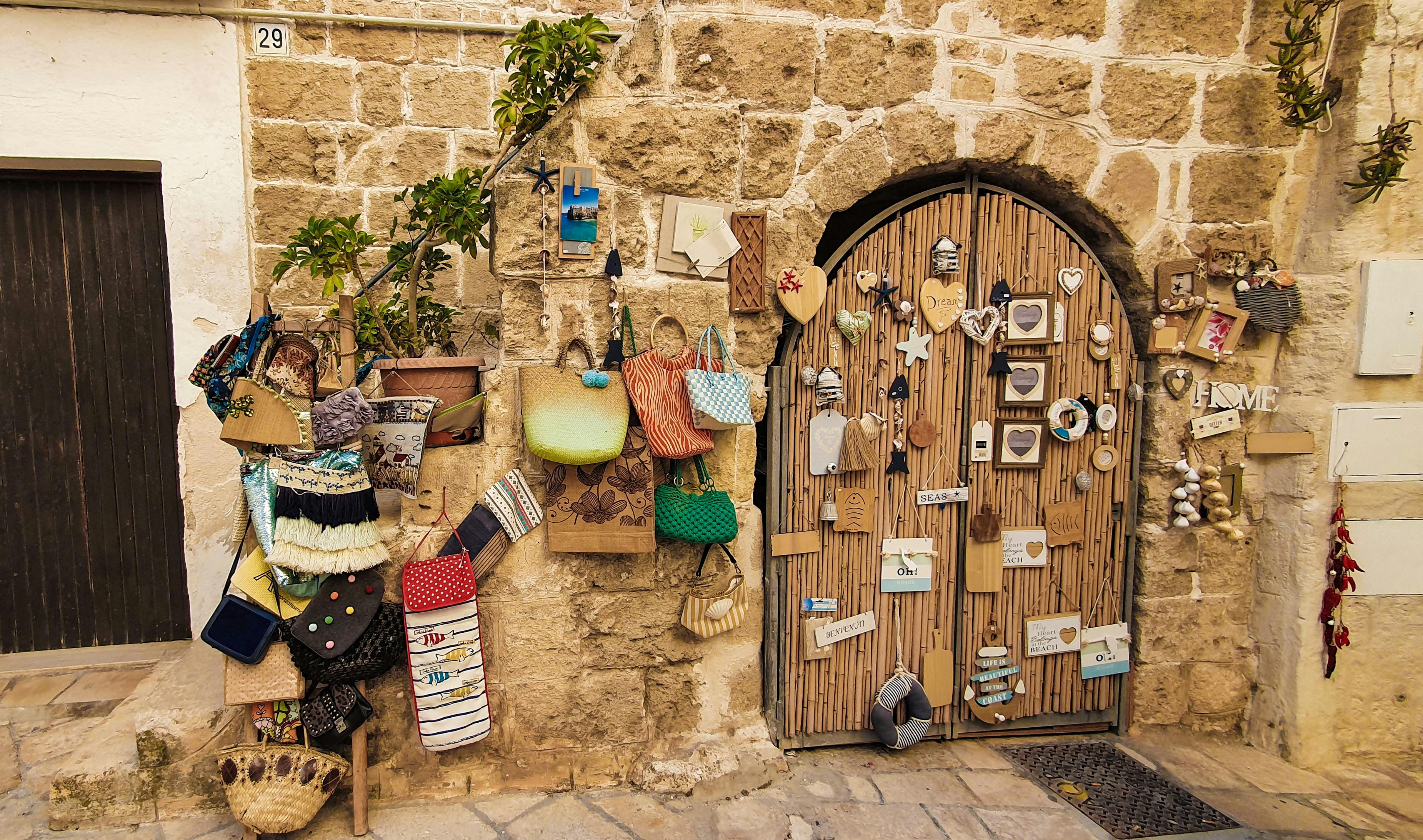 Lebanon Claims Israel's Herbicide Use Endangers Farmers' Health