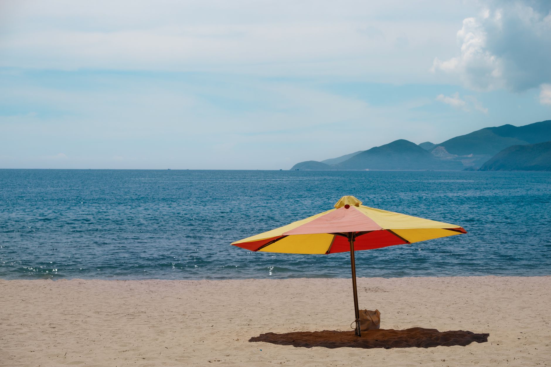 Tri Trang Beach
