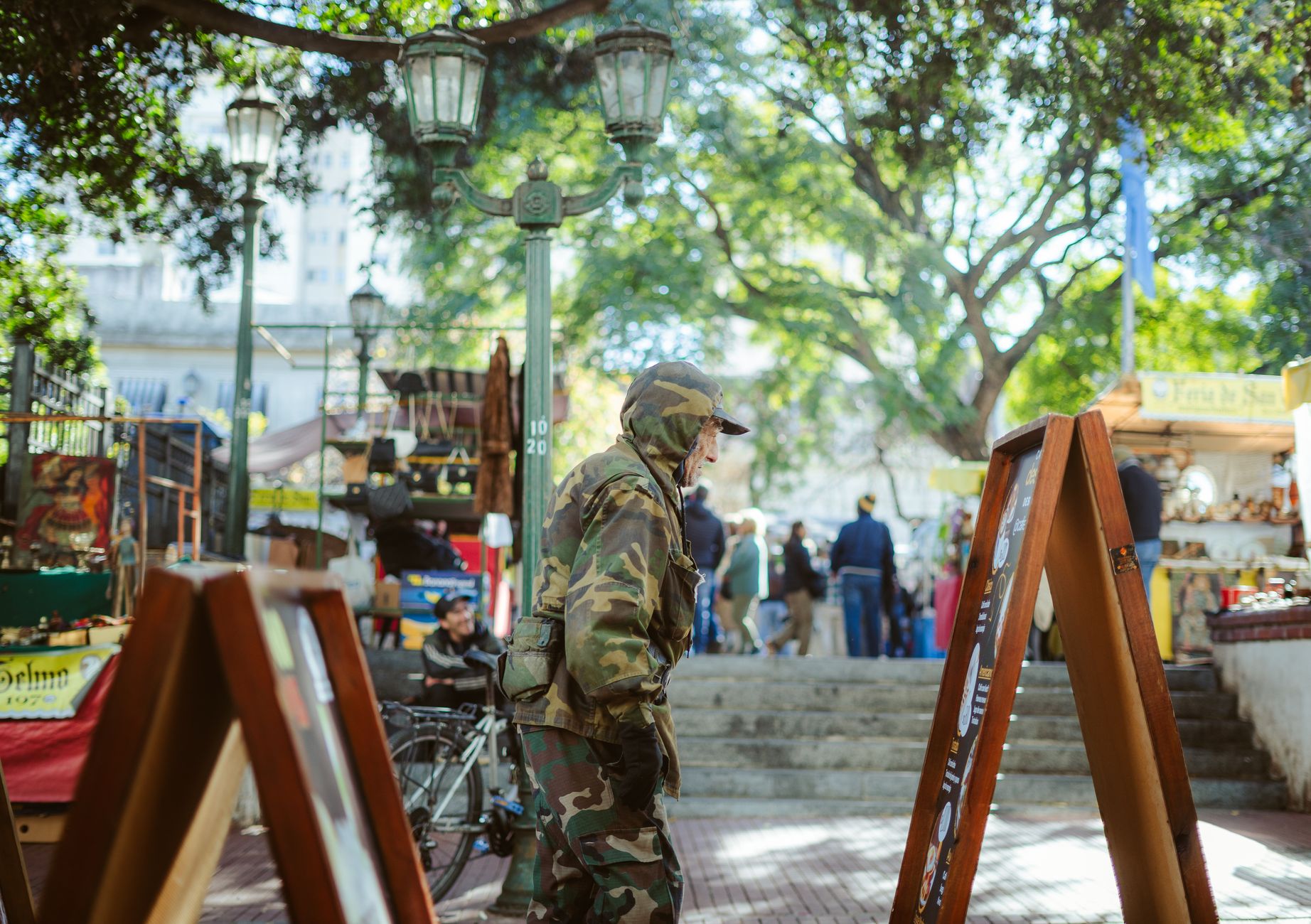 Una calle de Recoleta, en Buenos Aires