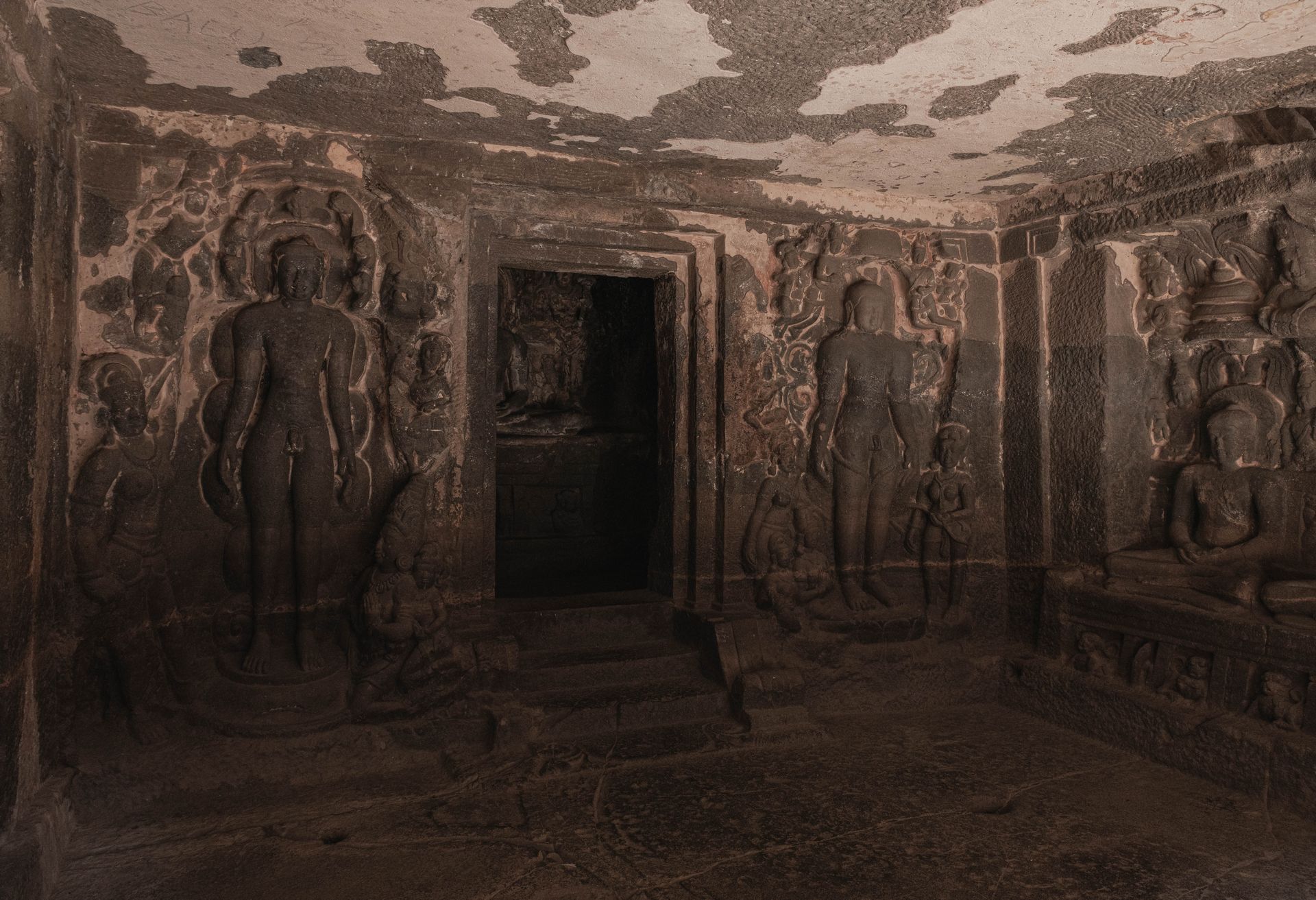 Vishwakarma Cave (Cave 10)