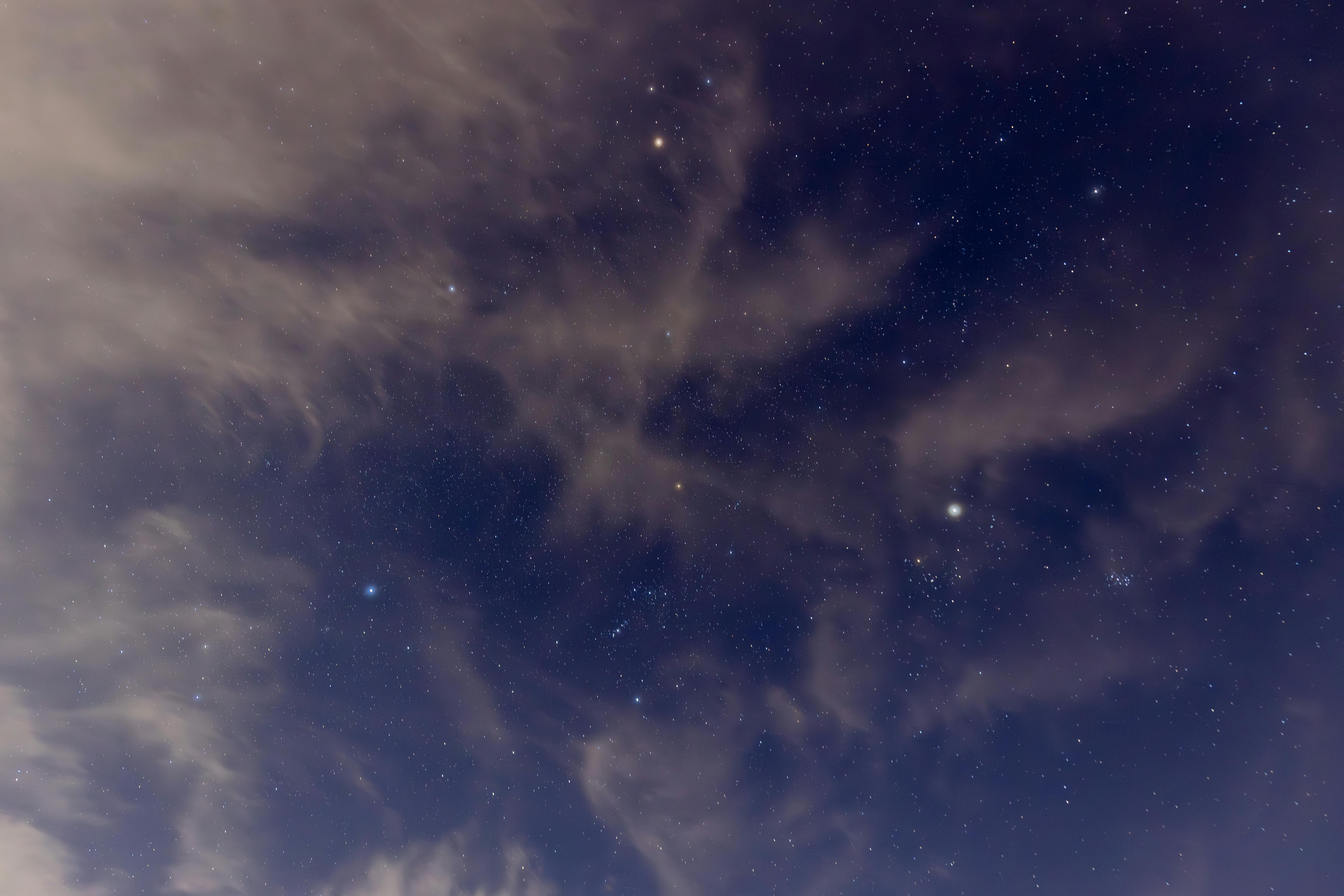 Mystic Amulets and Their Activation: Unlocking Ancient Powers