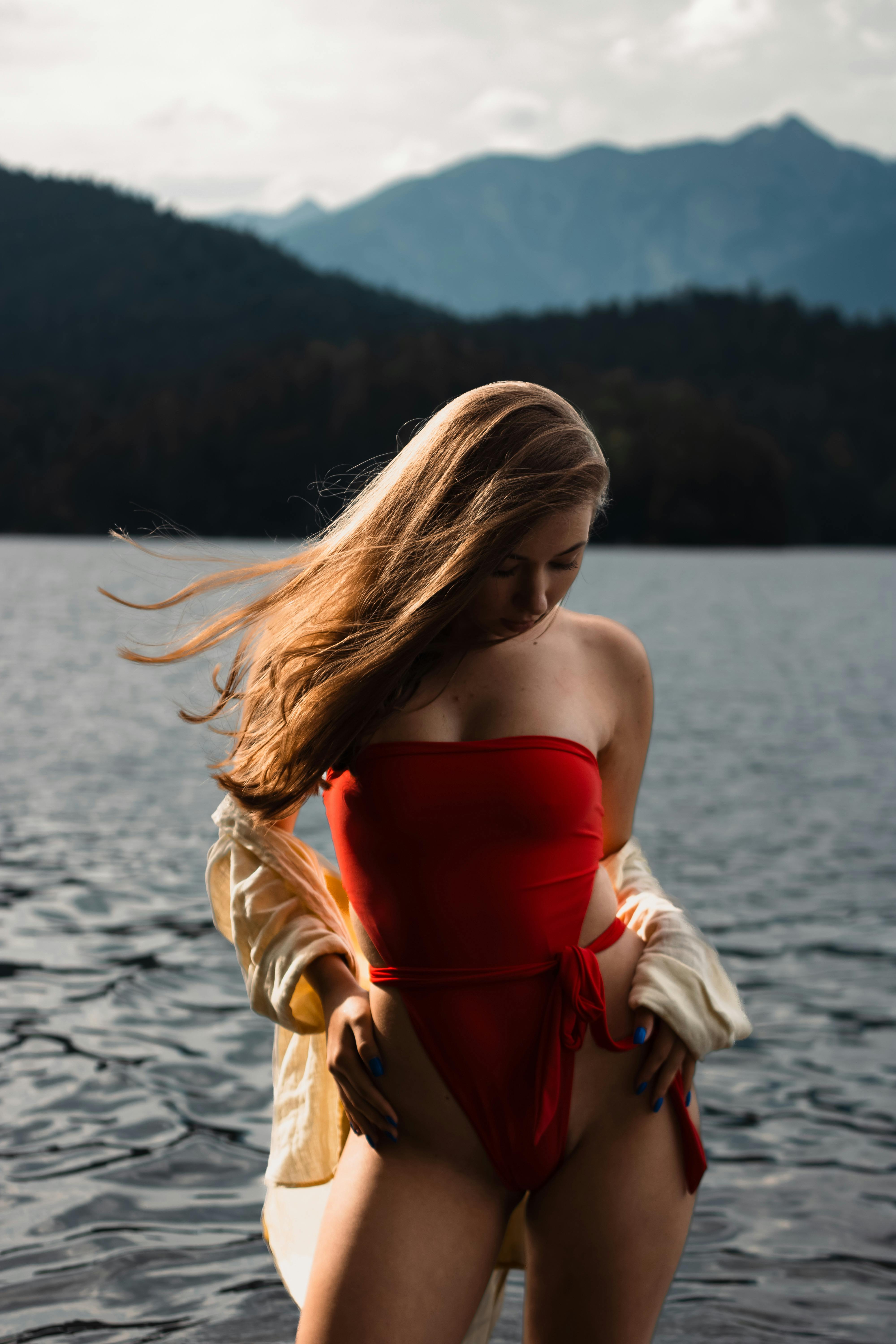Jessica Tarlov's Bikini Picture