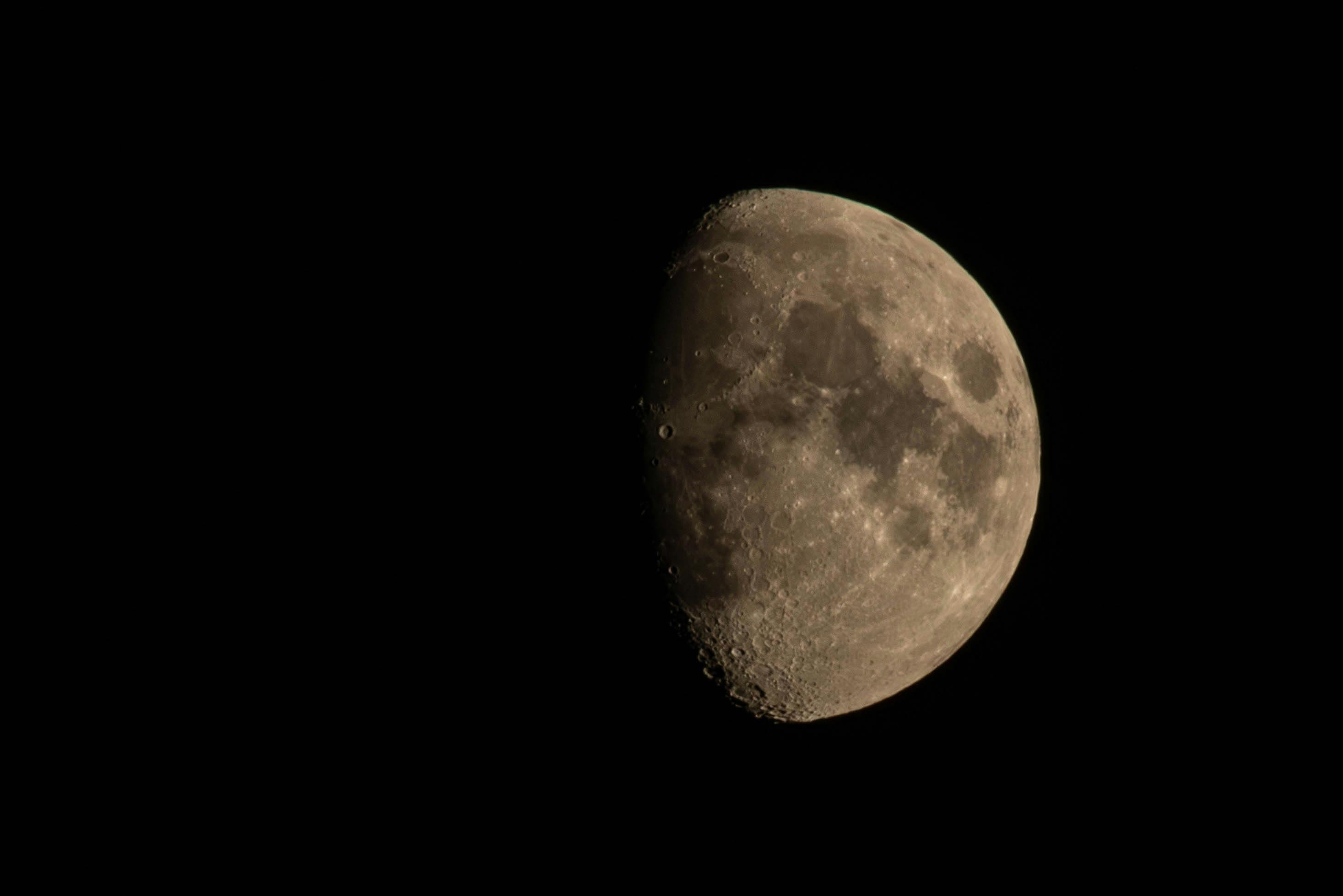 Printable Images Free Photos Download - Free Photo Of Detailed View Of Moon S Craters Against Night Sky 