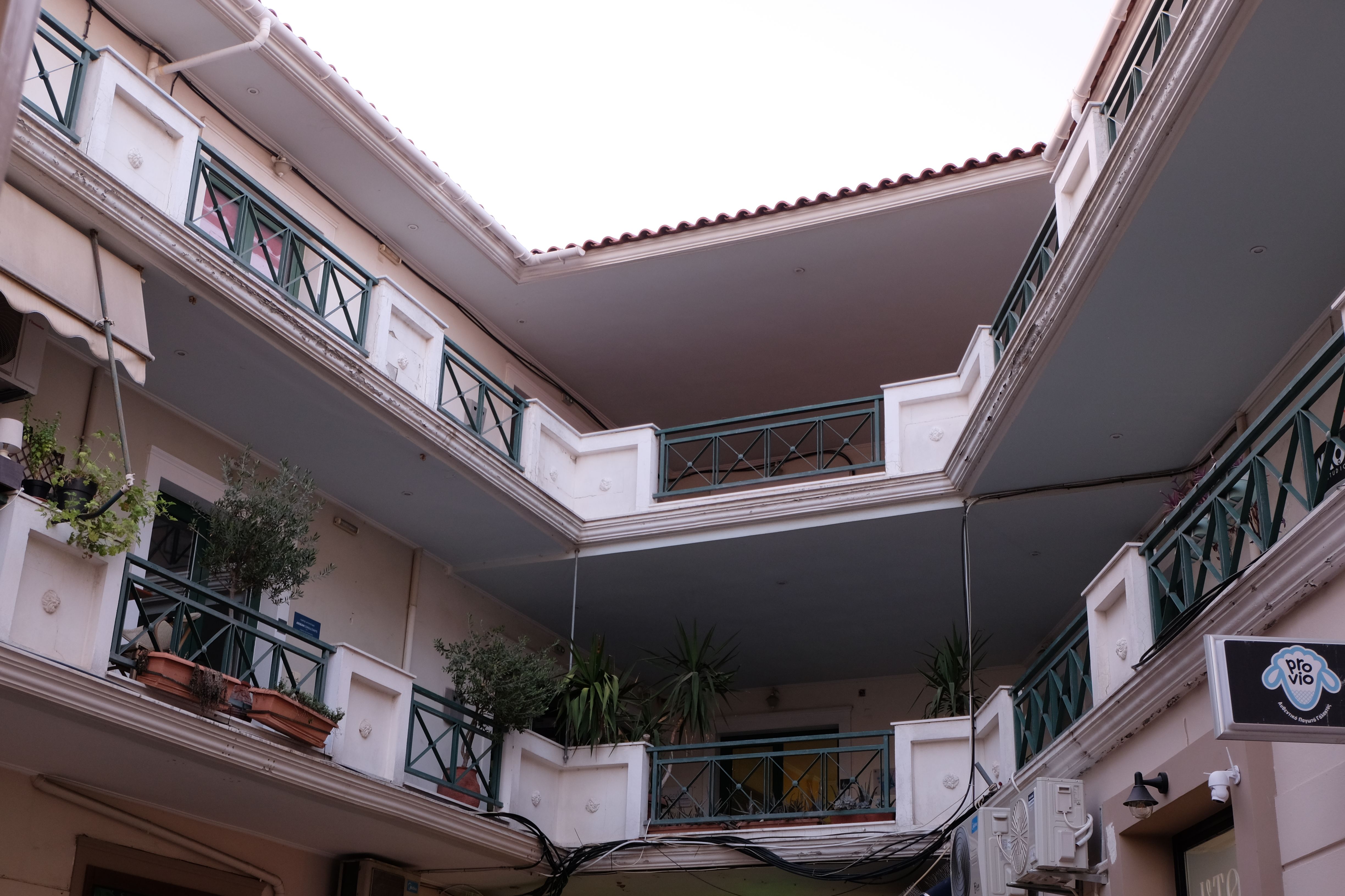 Three Tier Building Photos, Download The BEST Free Three Tier Building ...